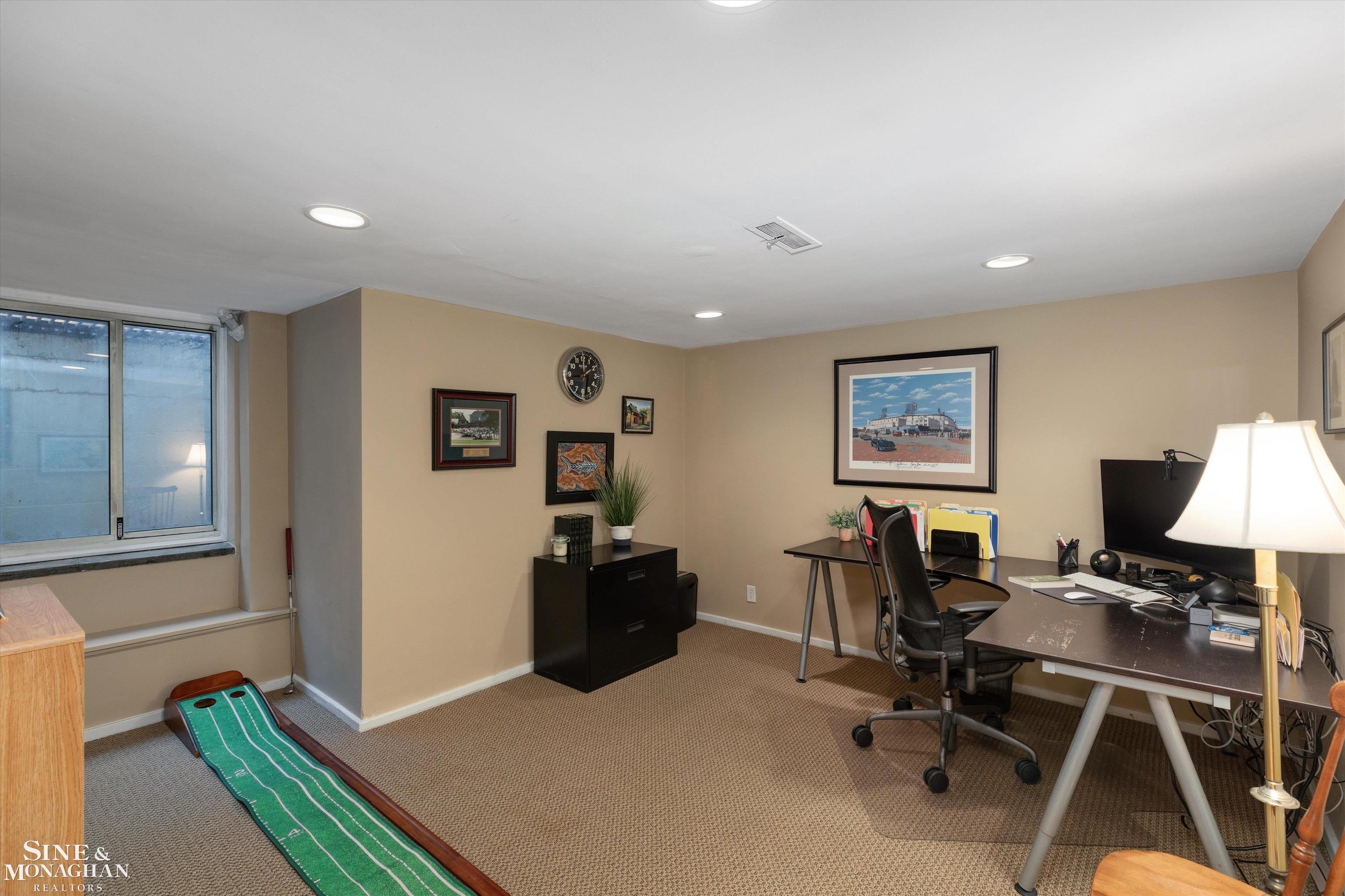 218 Merriweather Road