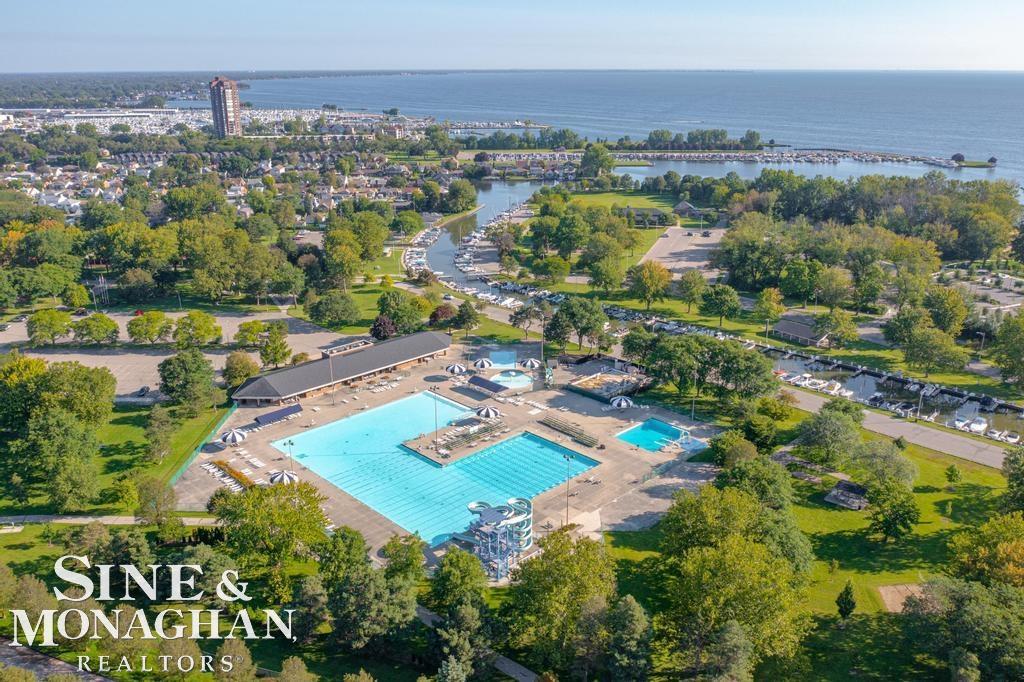 19277 Raymond Street