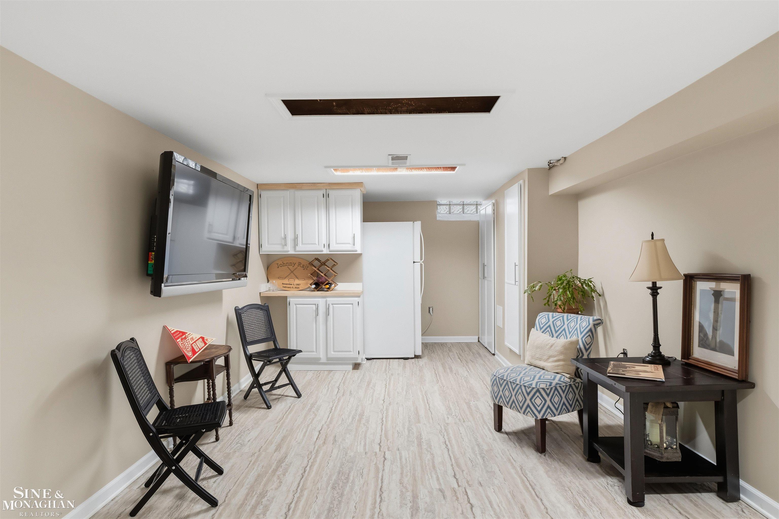 19277 Raymond Street