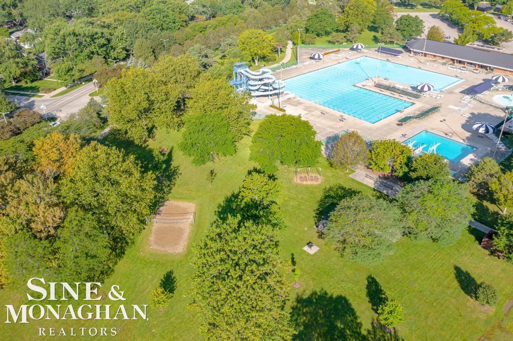 19277 Raymond Street