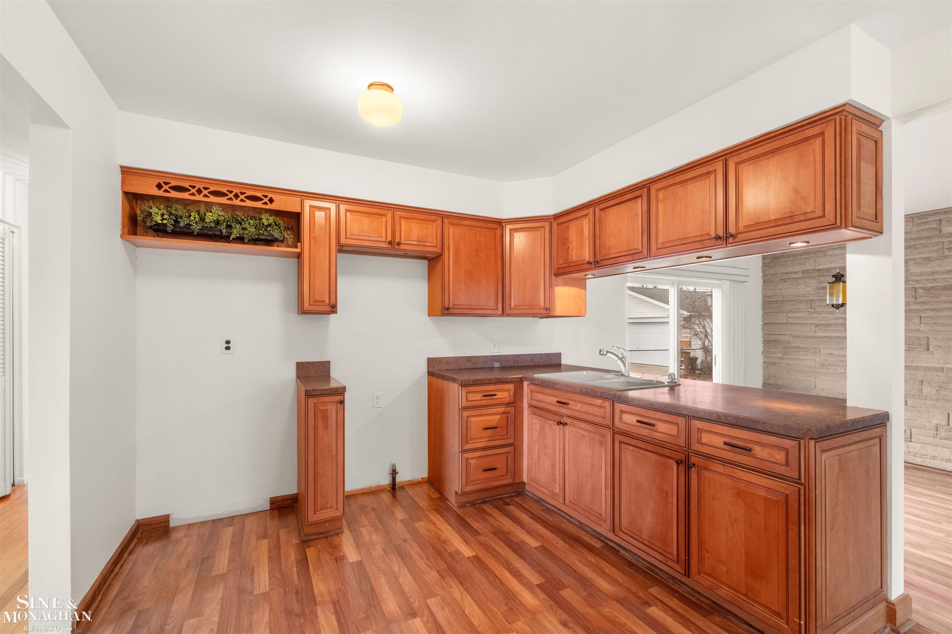 34138 Beaconsfield Street