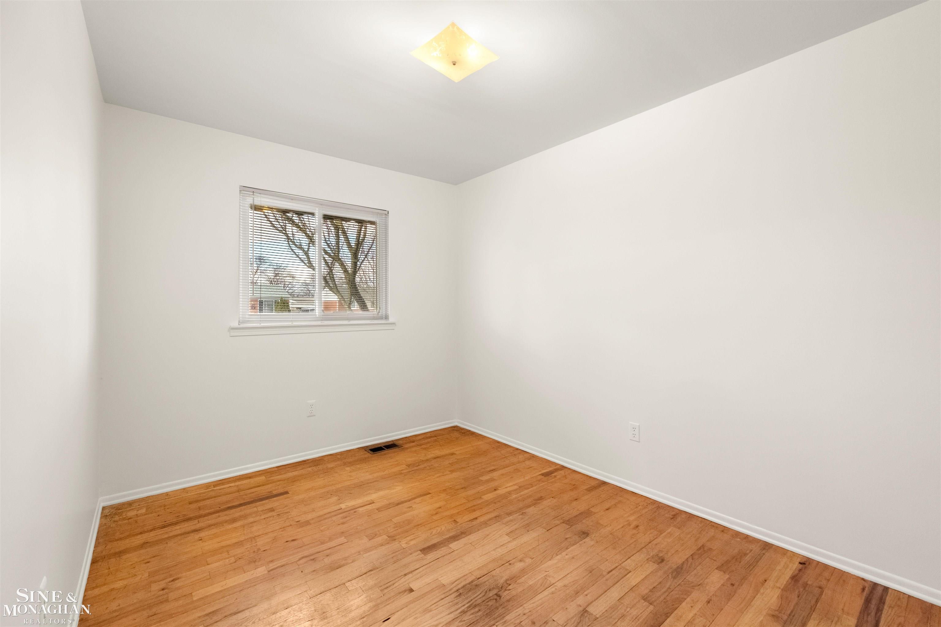 34138 Beaconsfield Street