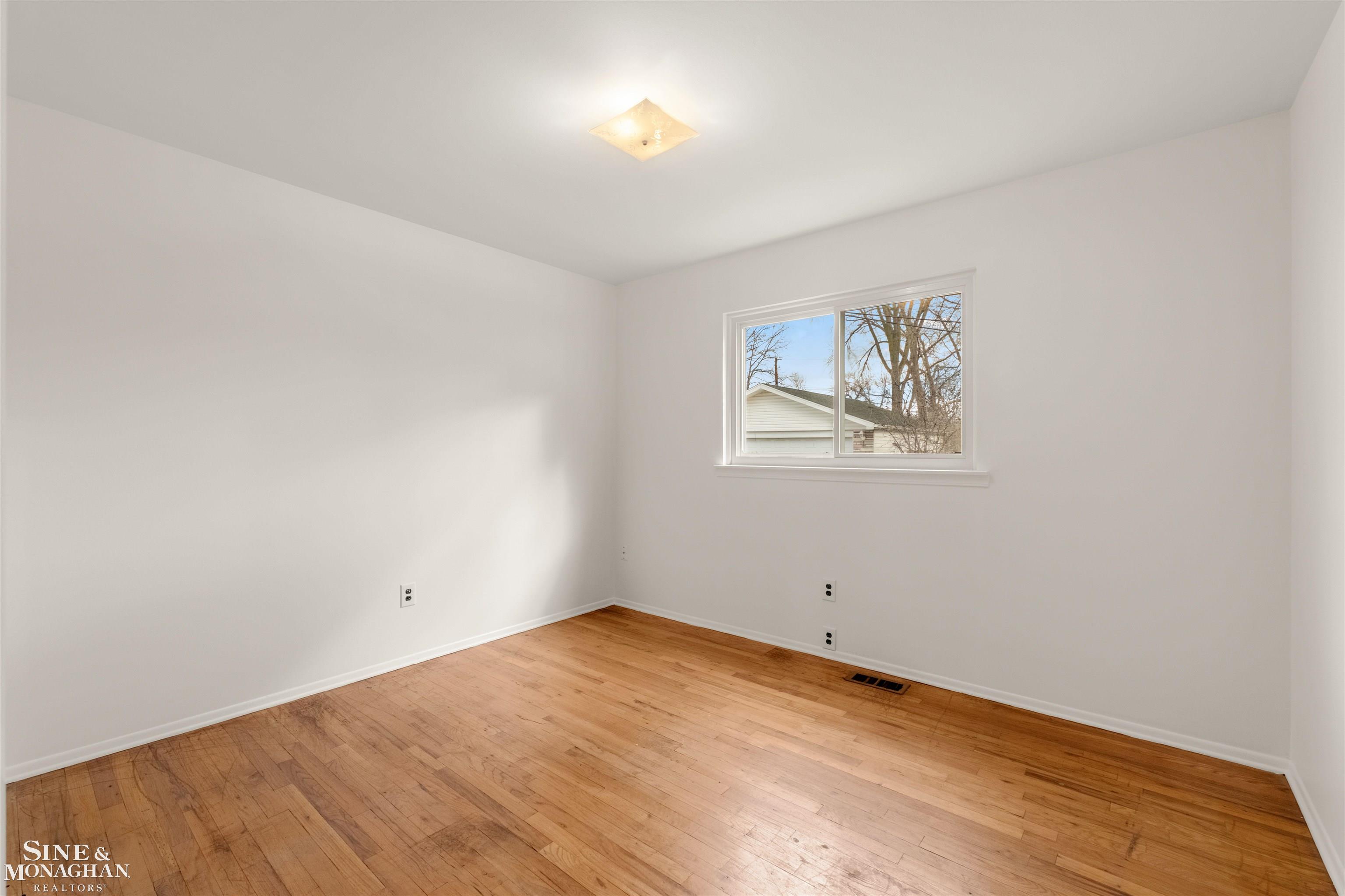 34138 Beaconsfield Street