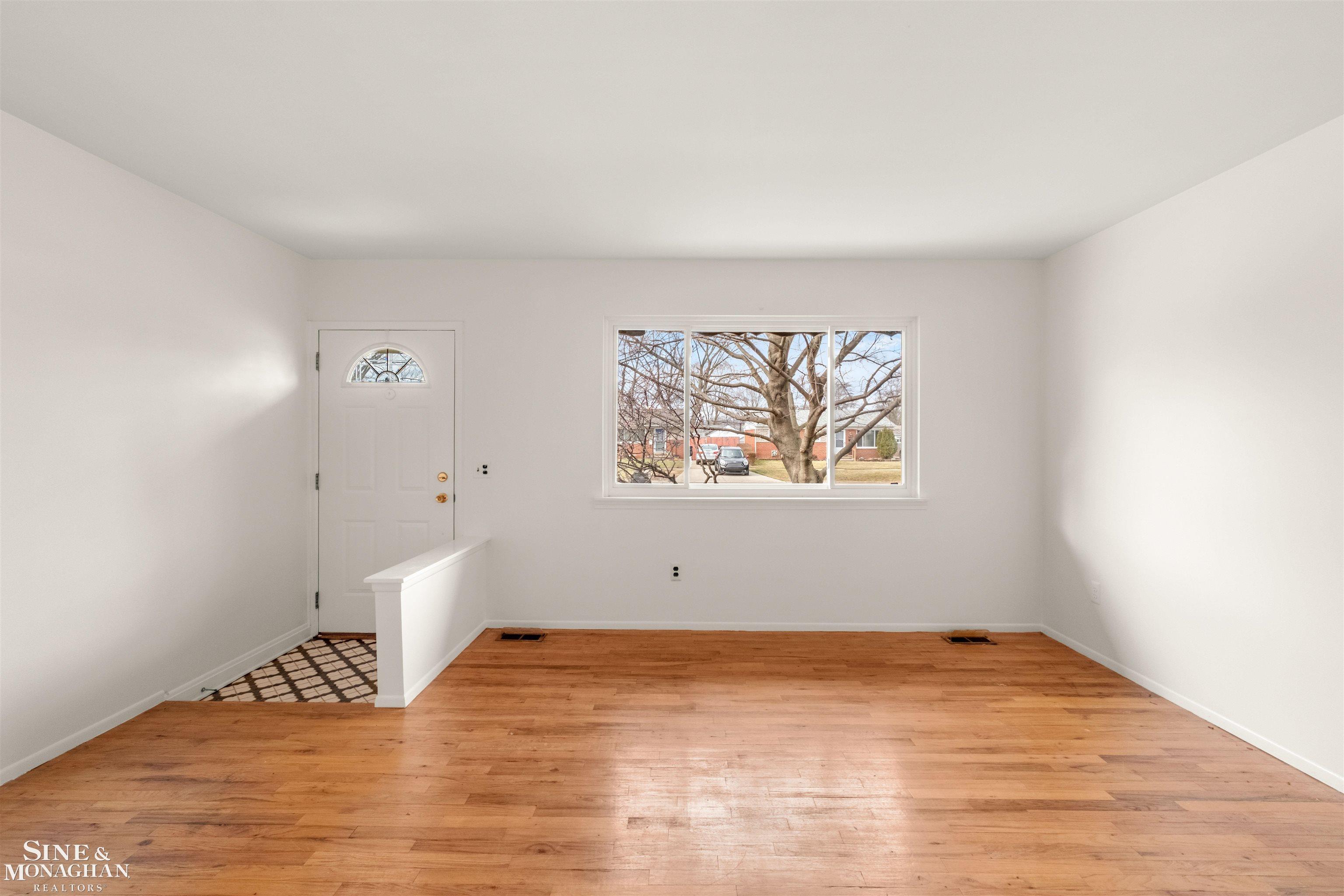 34138 Beaconsfield Street