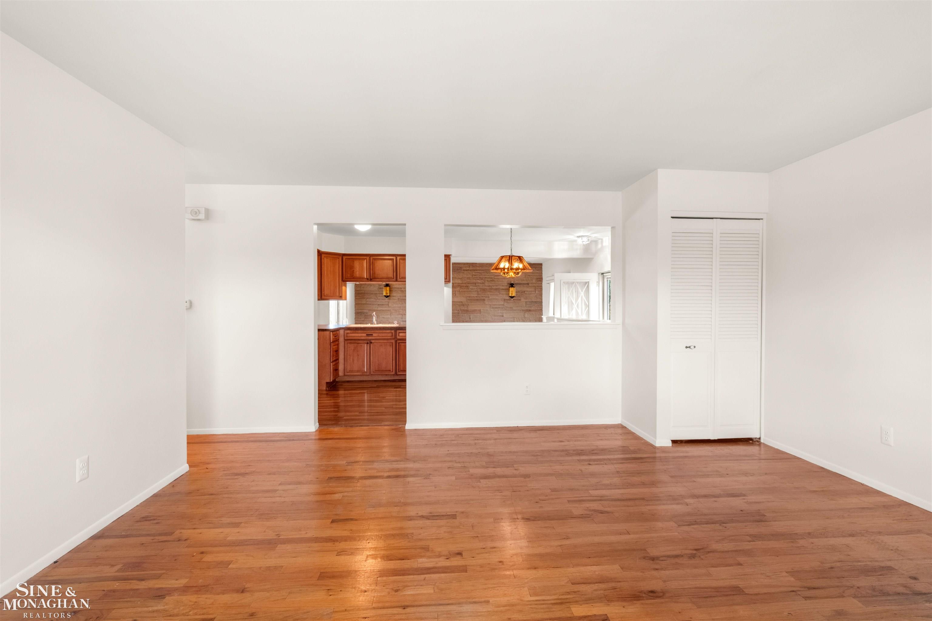 34138 Beaconsfield Street