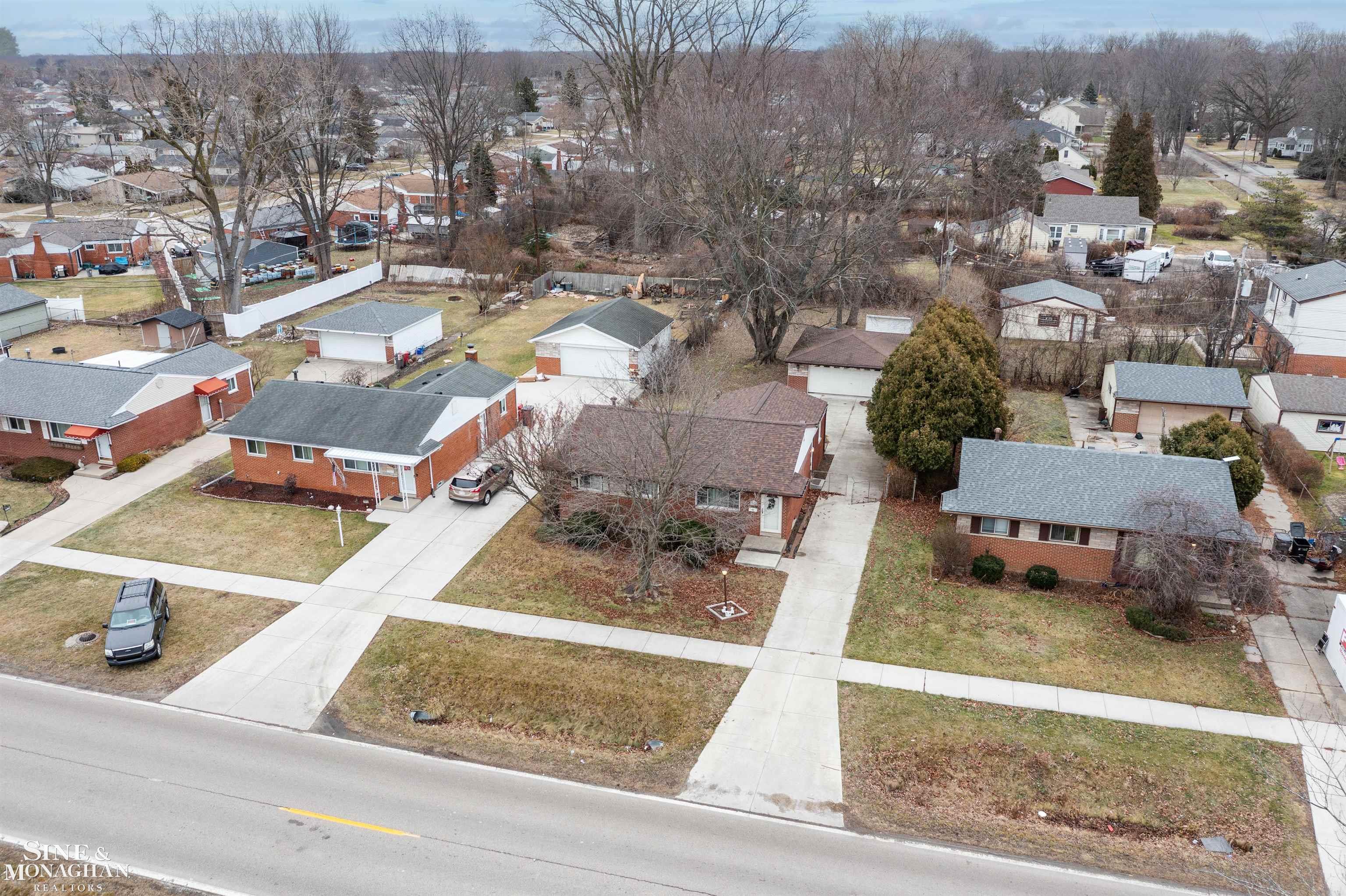 34138 Beaconsfield Street