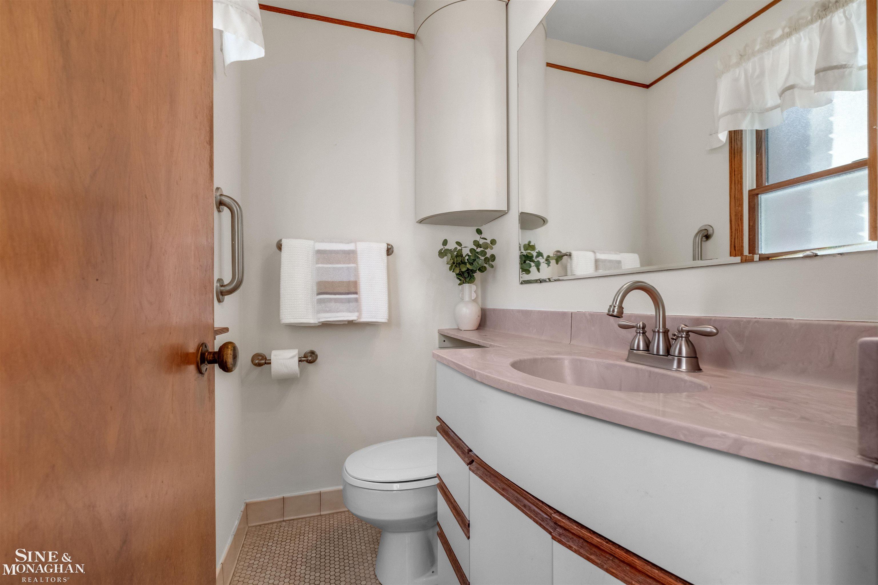 343 Mount Vernon Avenue