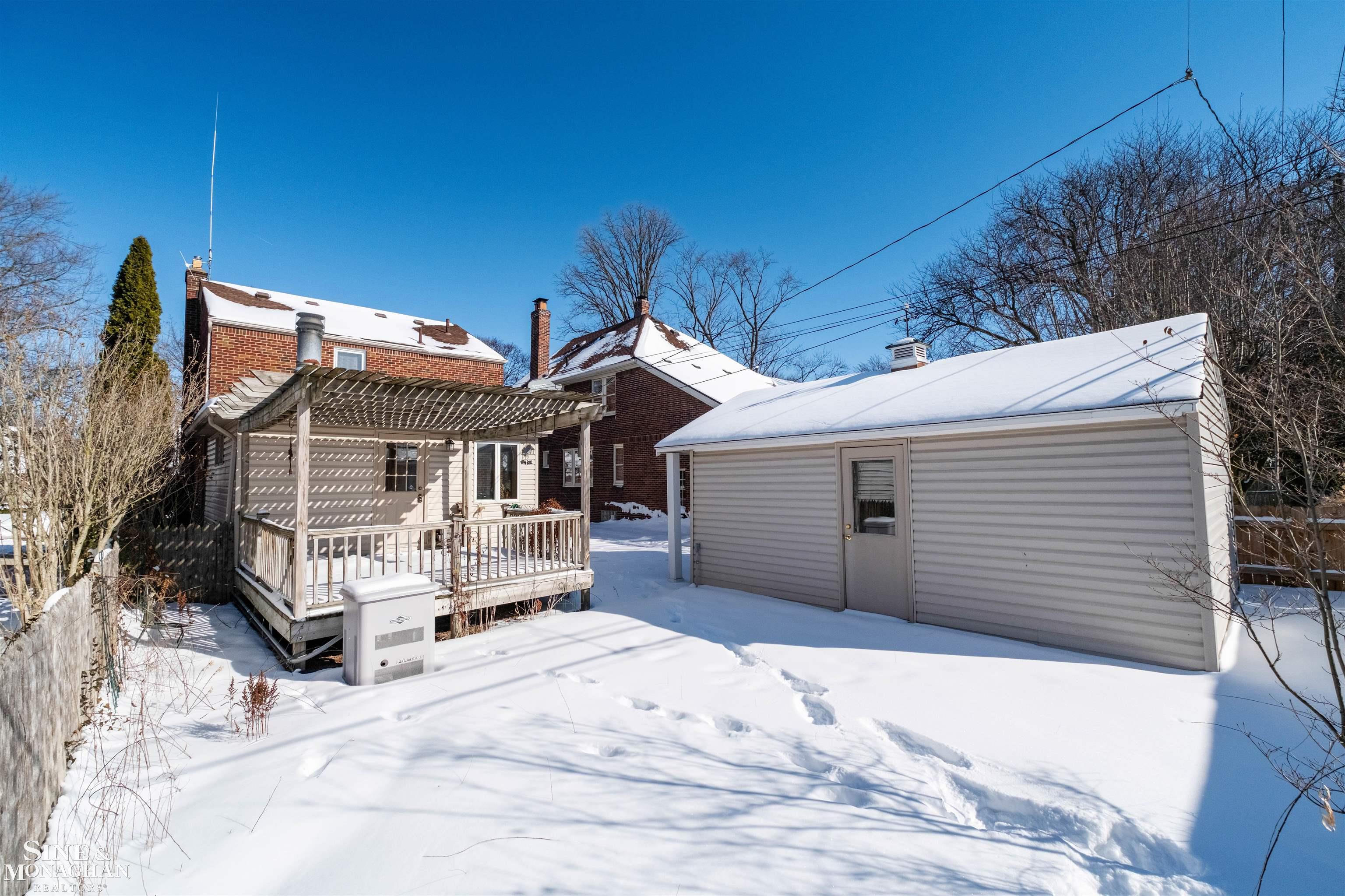 343 Mount Vernon Avenue