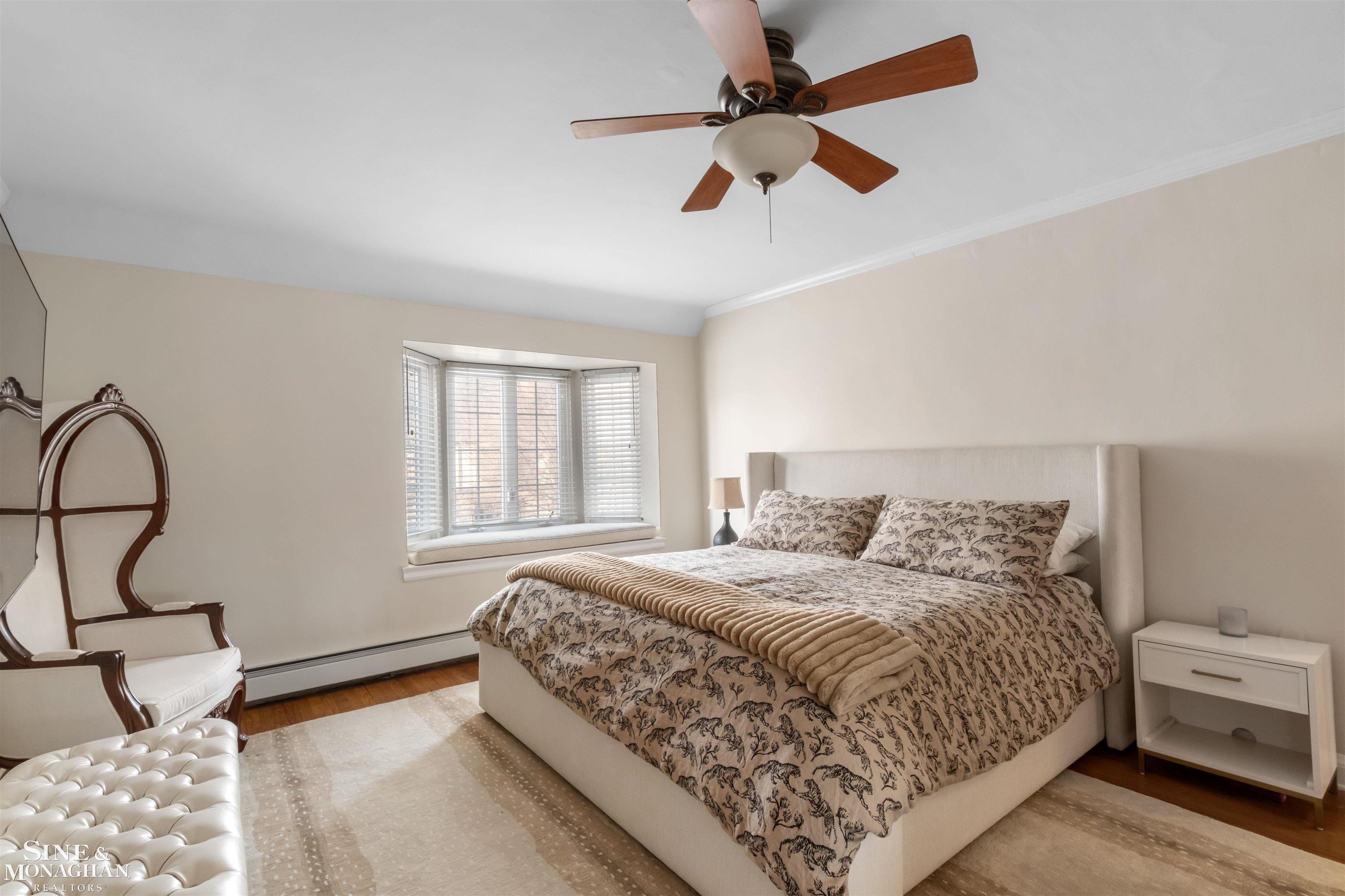 476 Saint Clair Avenue