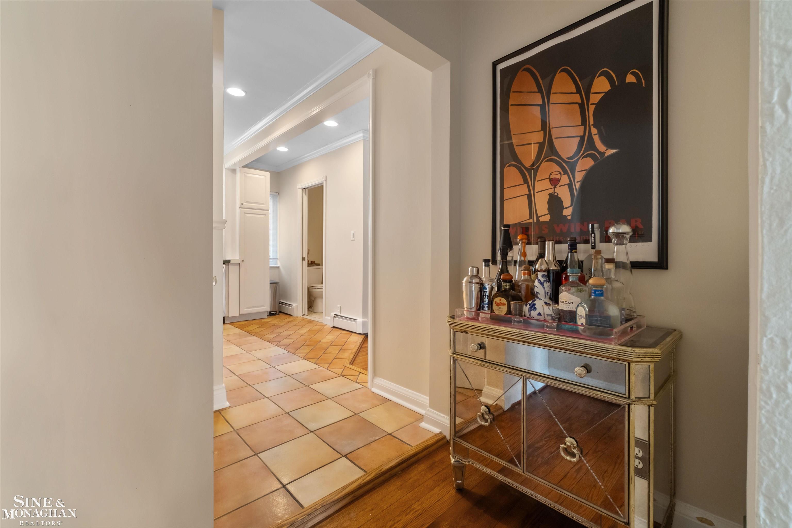 476 Saint Clair Avenue