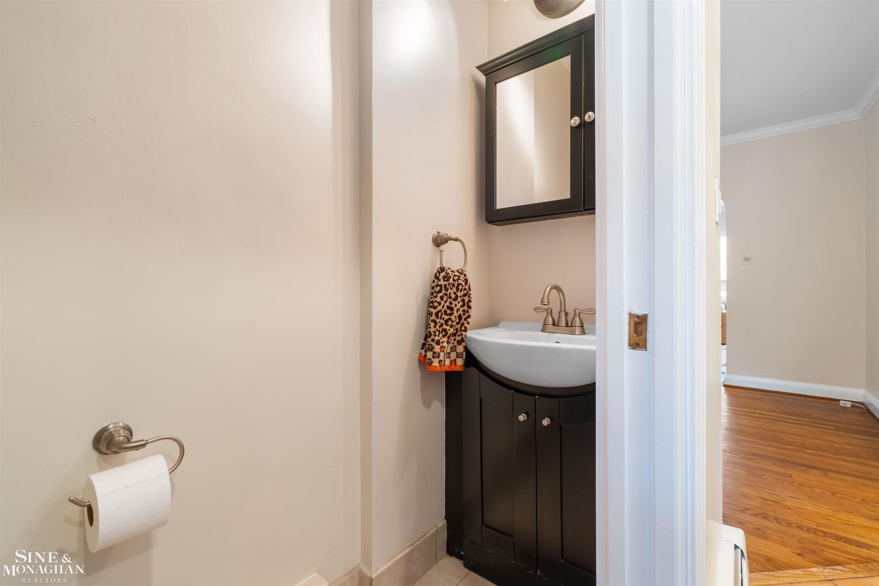 476 Saint Clair Avenue