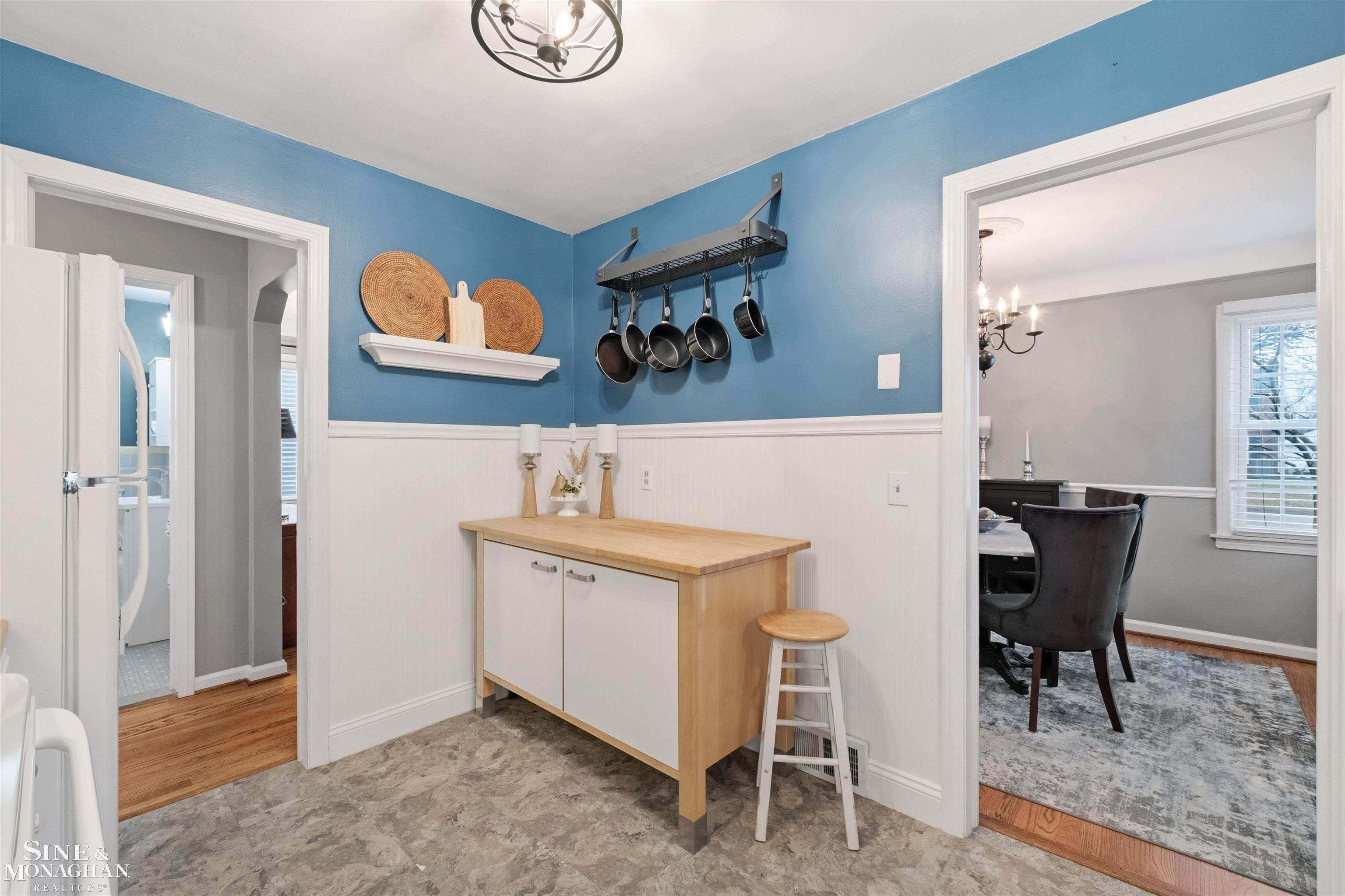 1776 Manchester Boulevard