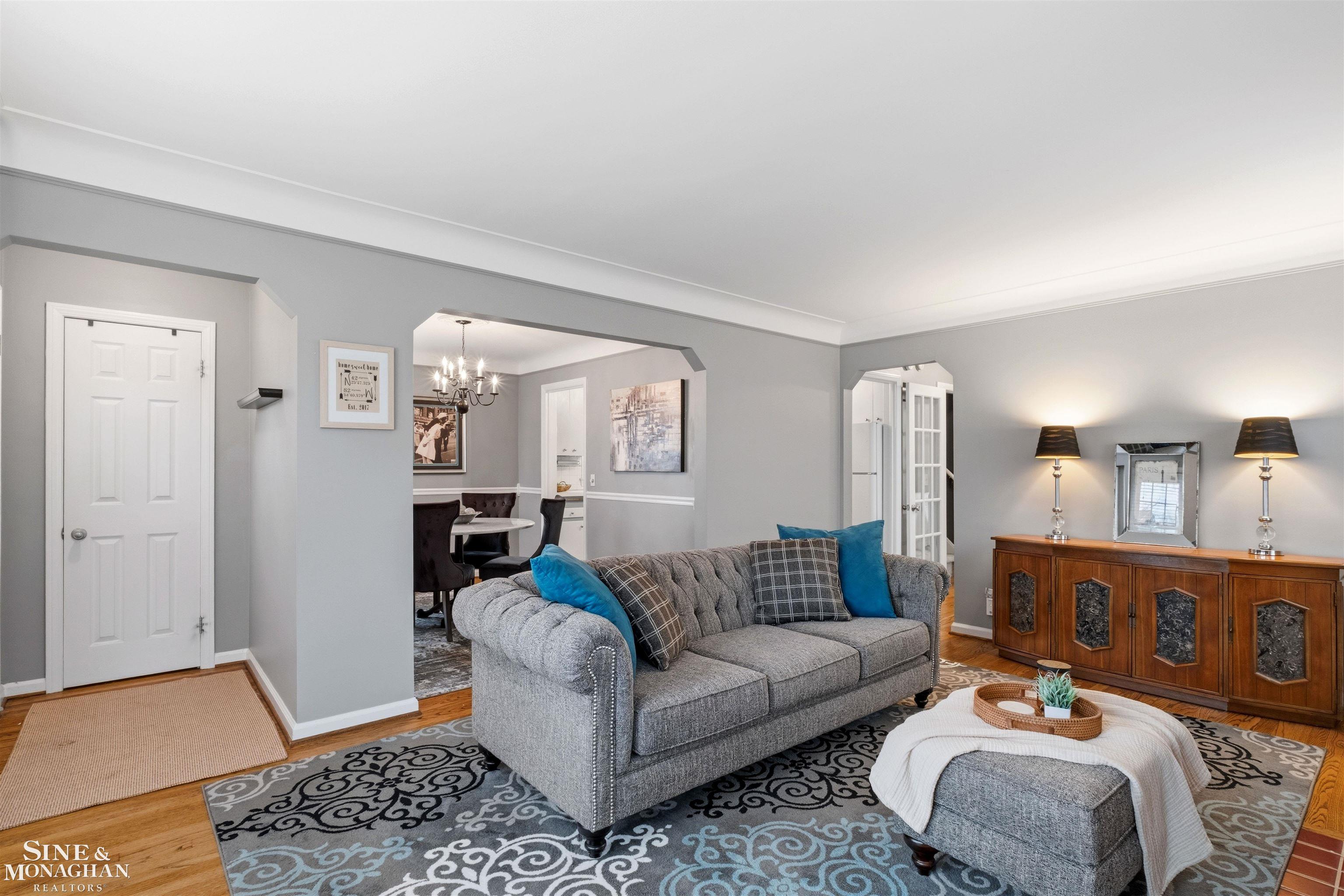 1776 Manchester Boulevard