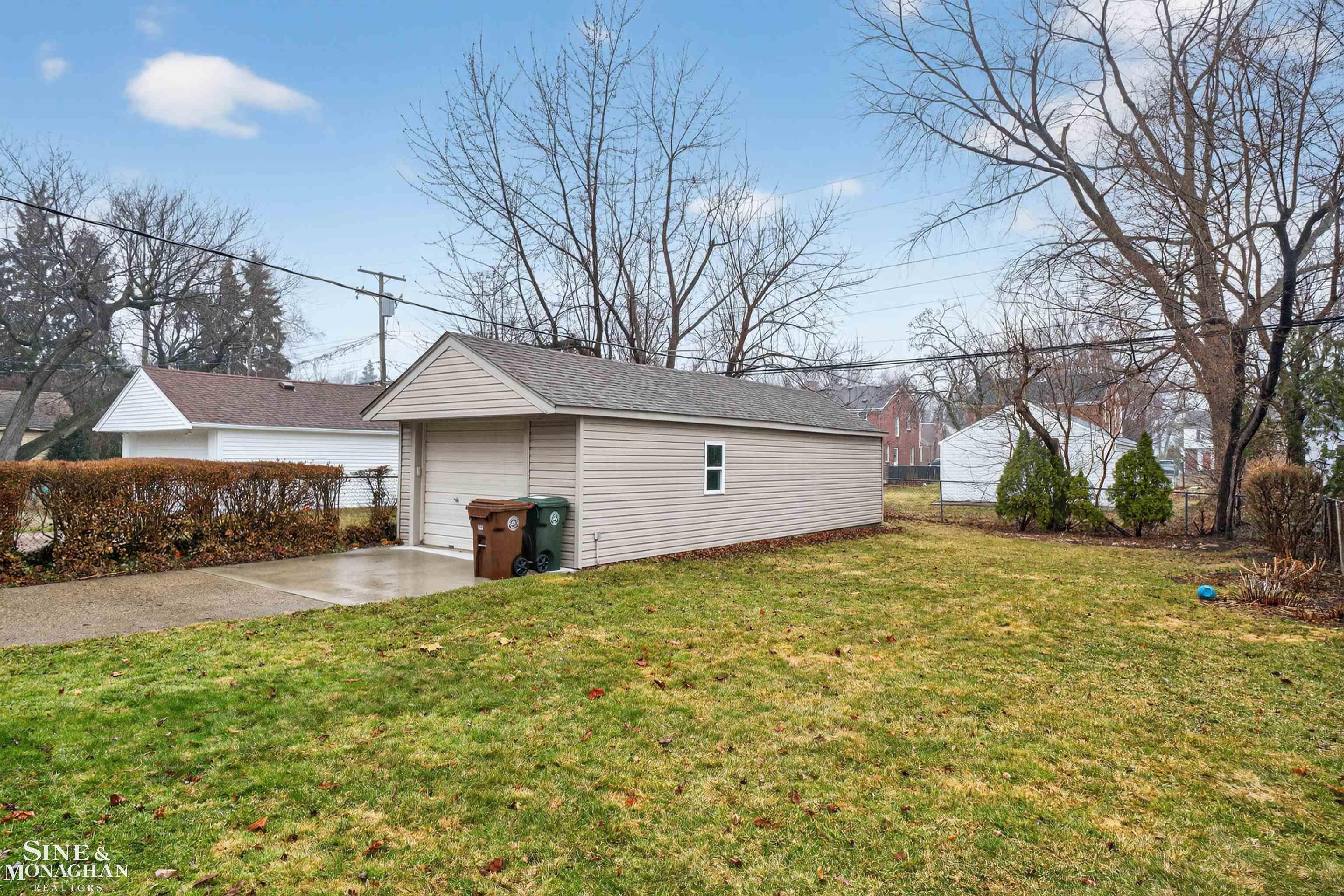 1776 Manchester Boulevard