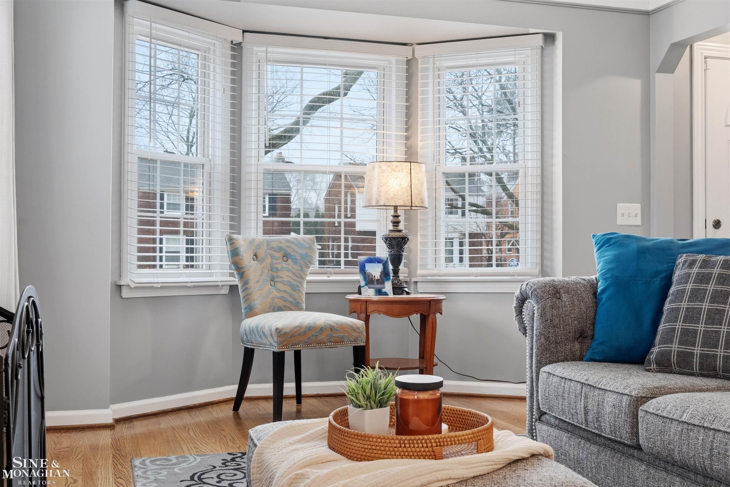 1776 Manchester Boulevard