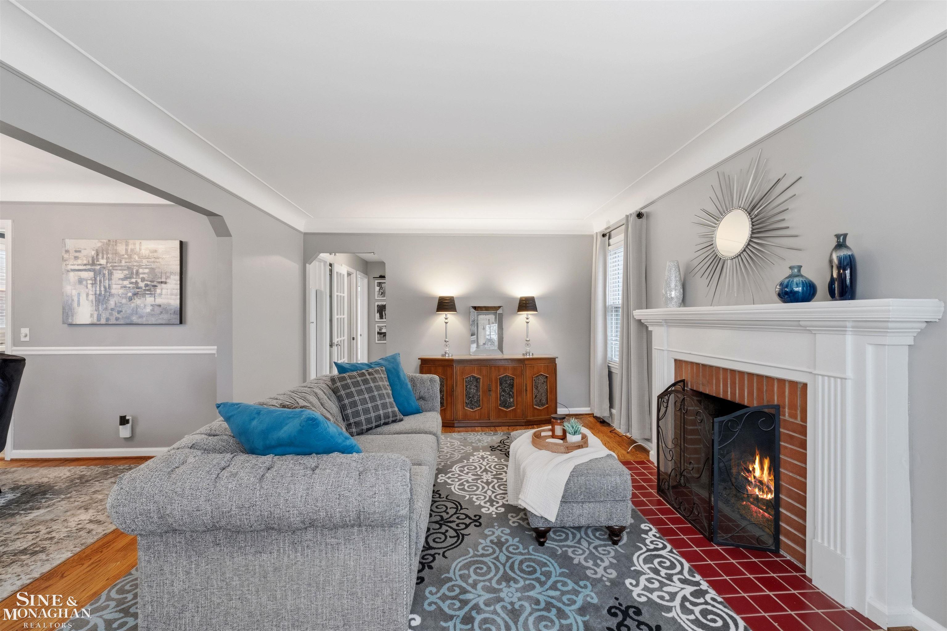 1776 Manchester Boulevard