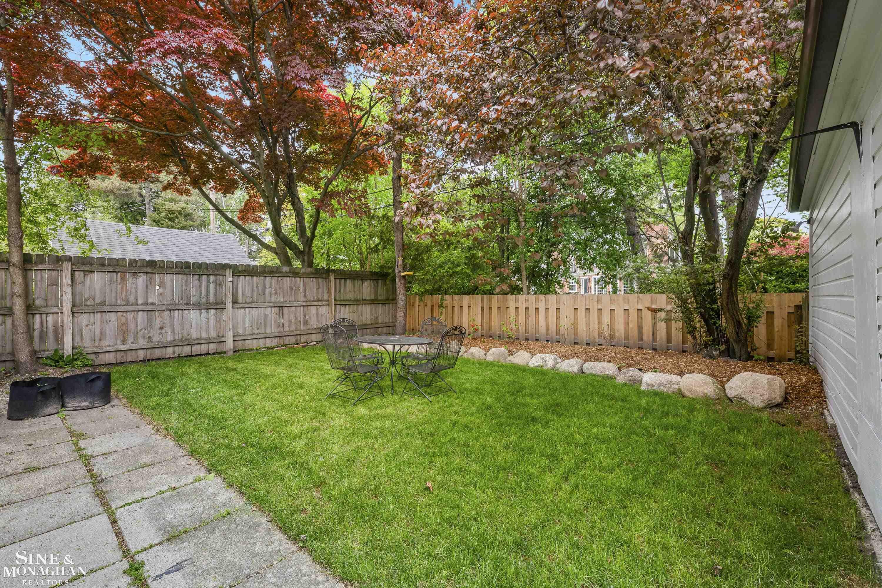 106 Meadow Lane