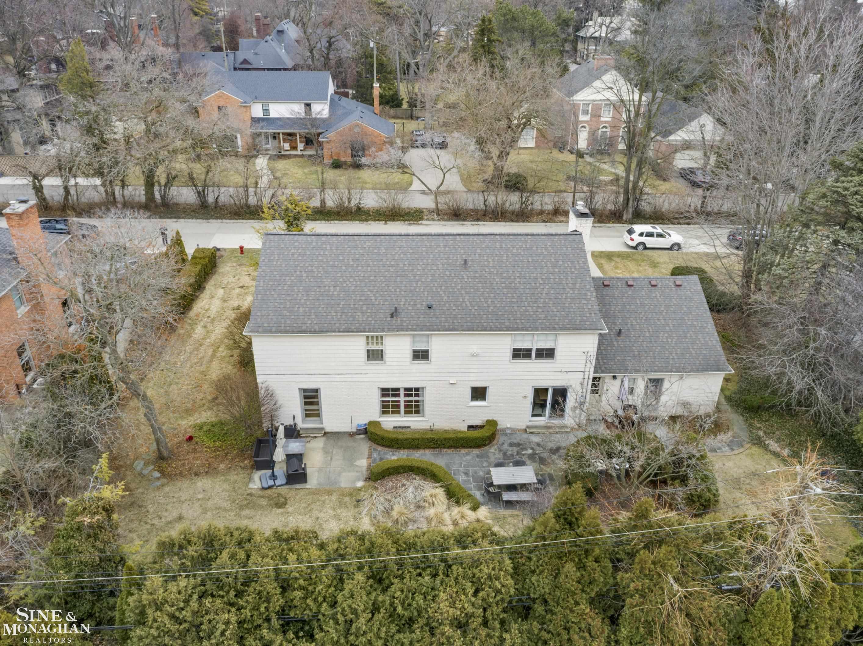 11 Wellington Place