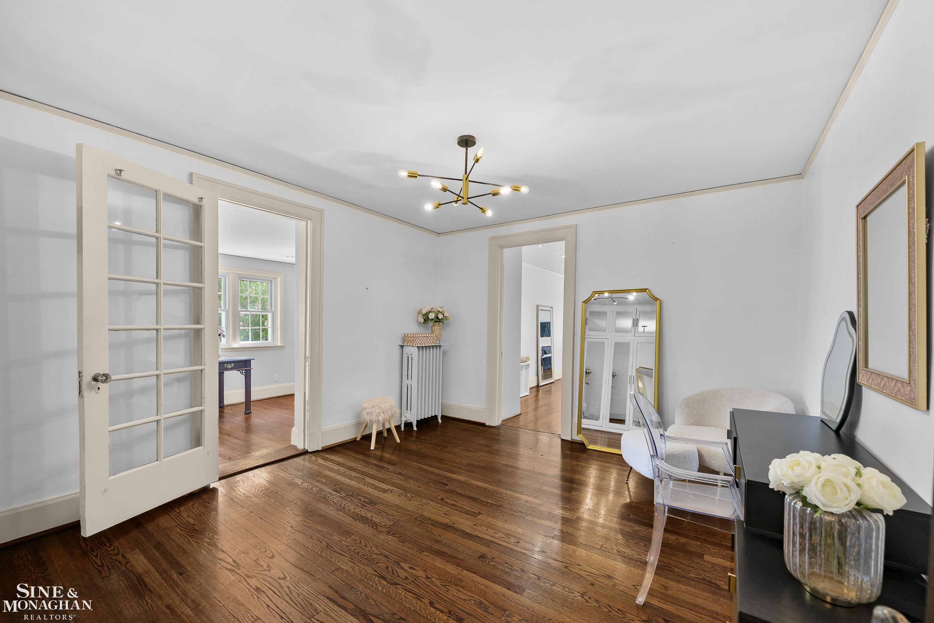 512 Washington Road