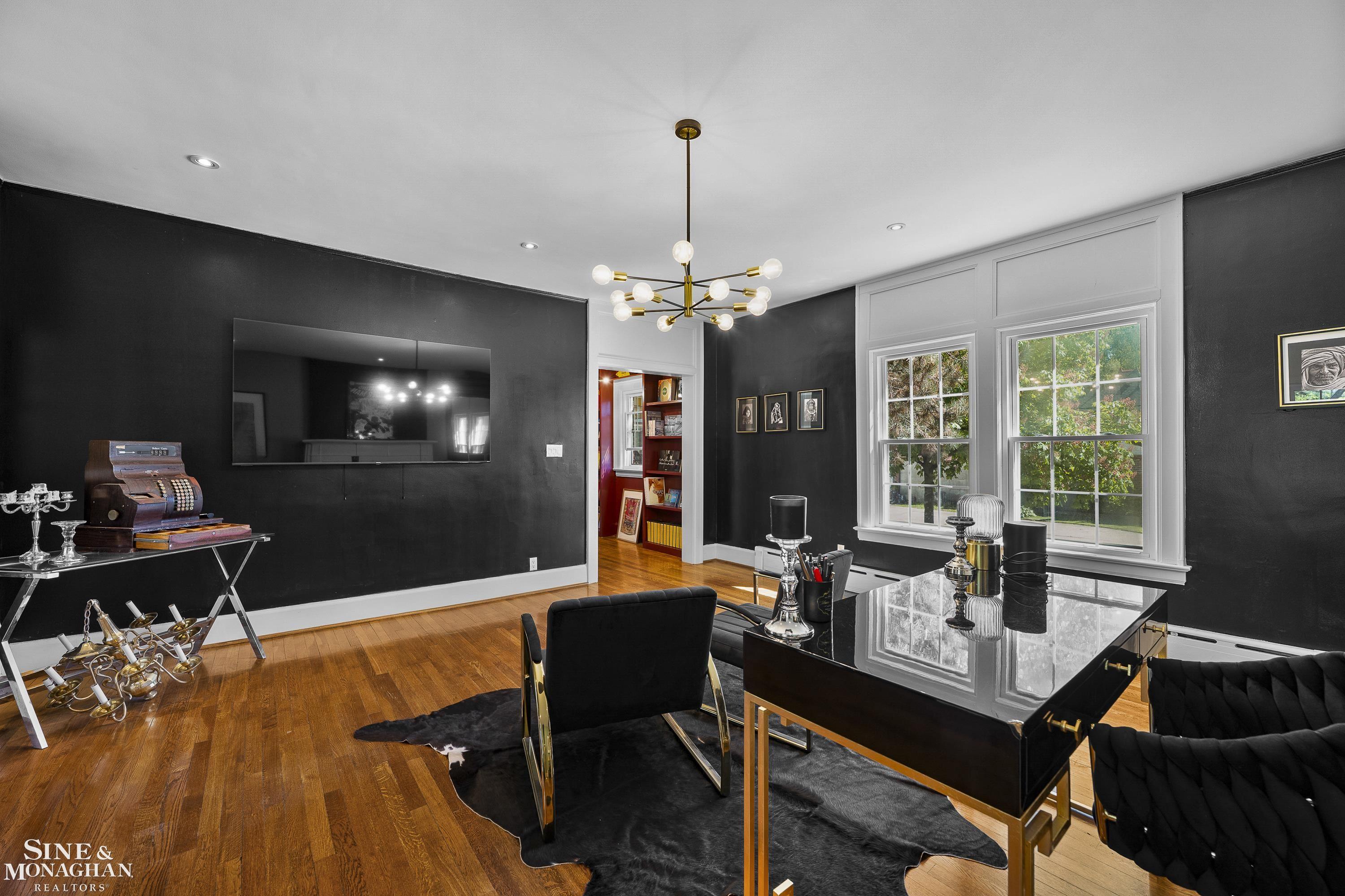 512 Washington Road