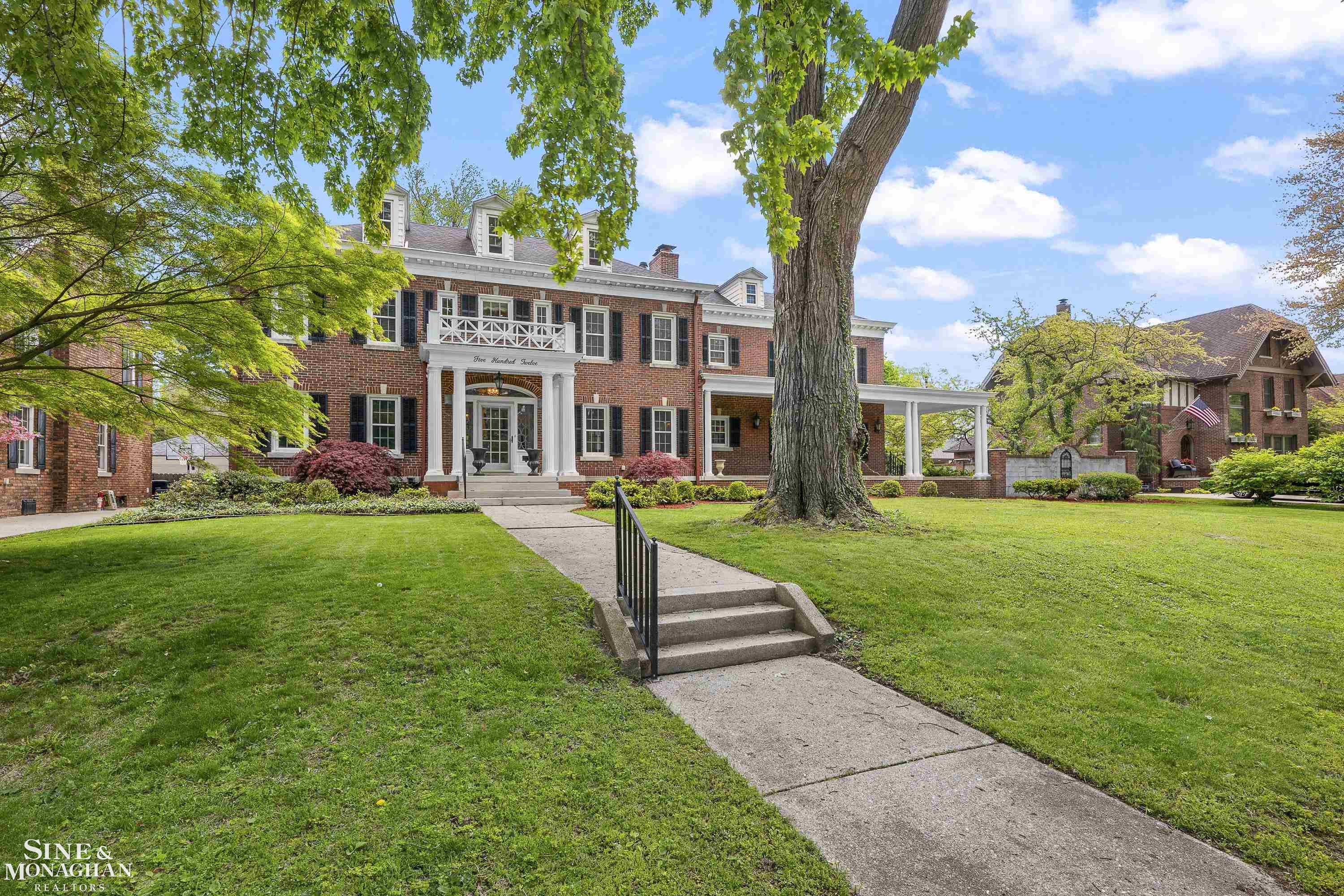 512 Washington Road
