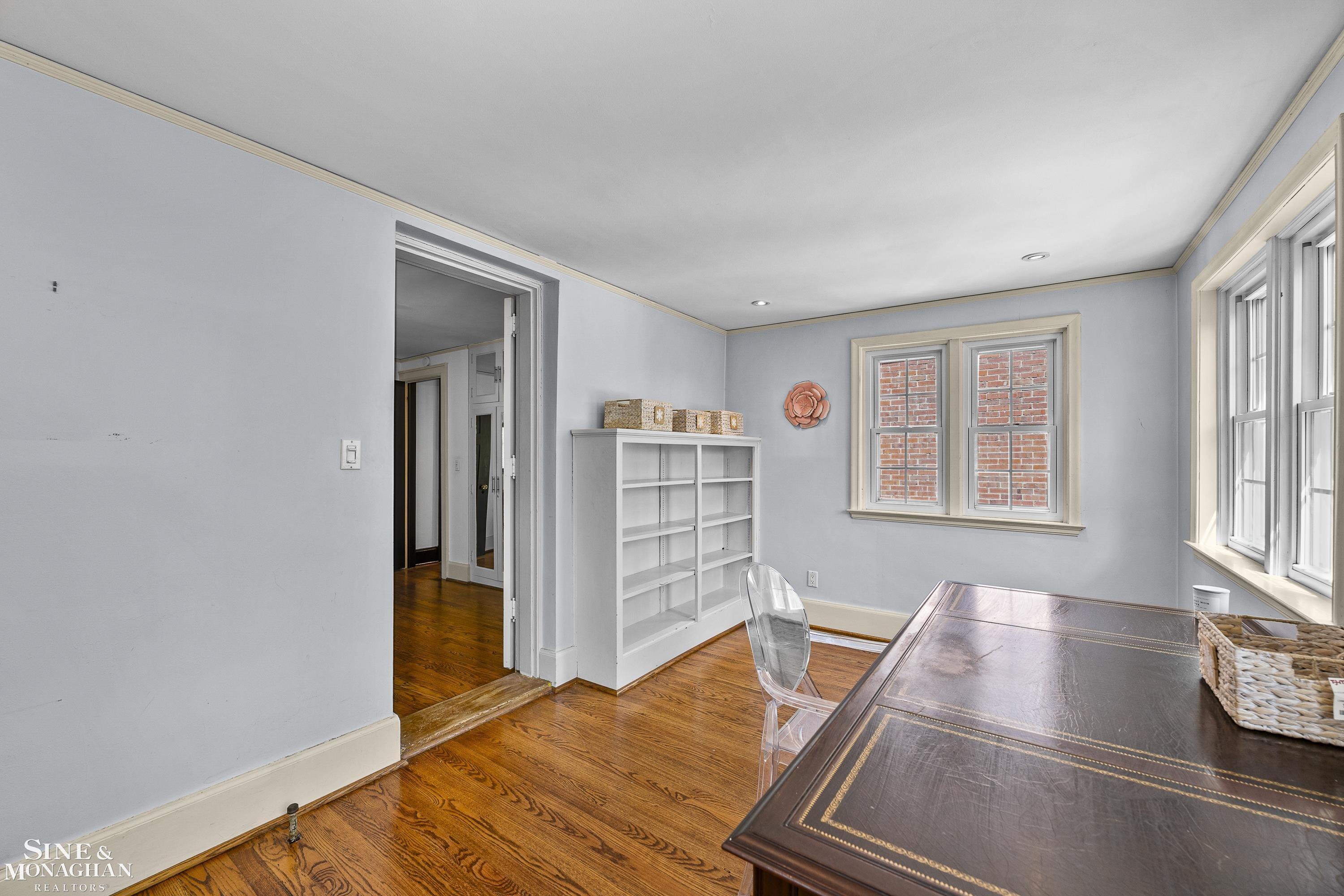 512 Washington Road