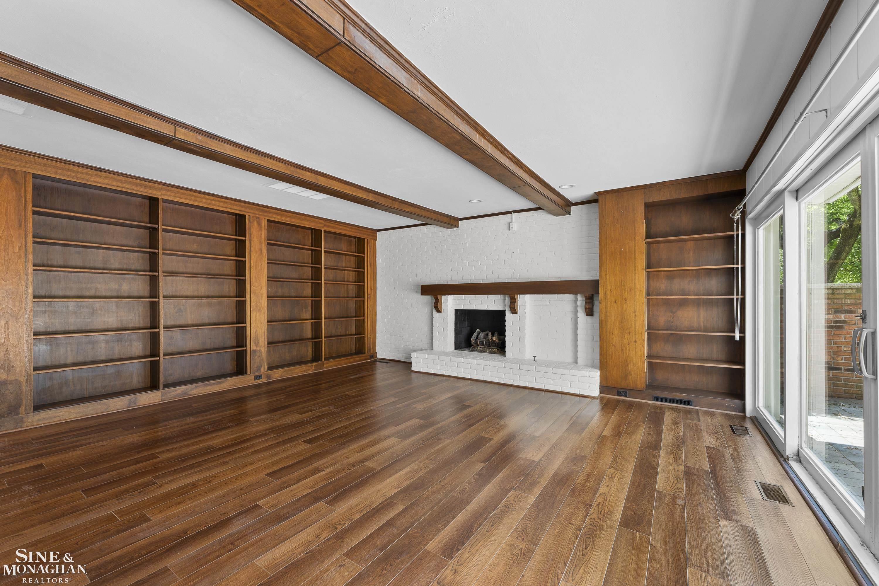 319 Kercheval Avenue