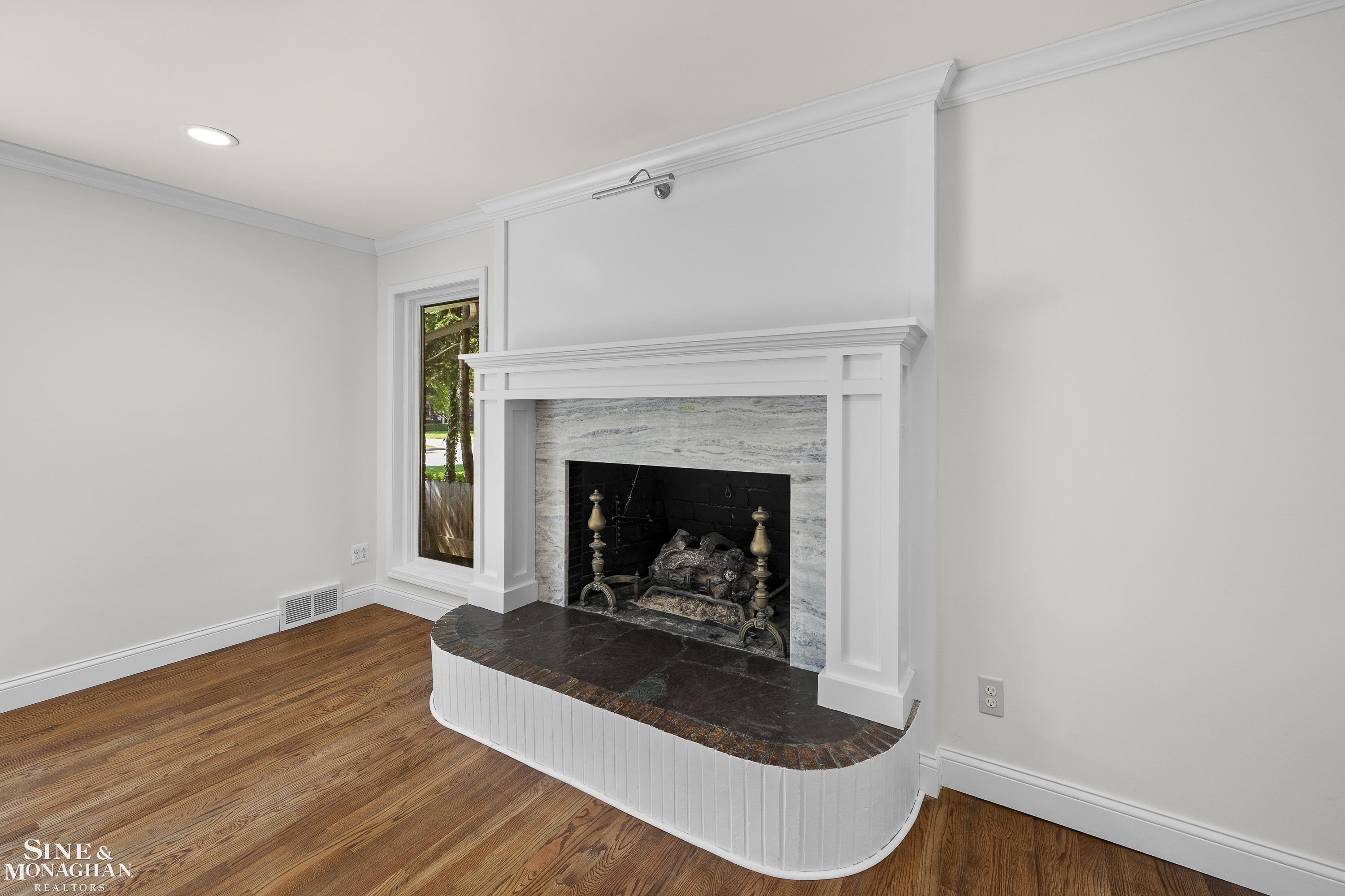 319 Kercheval Avenue