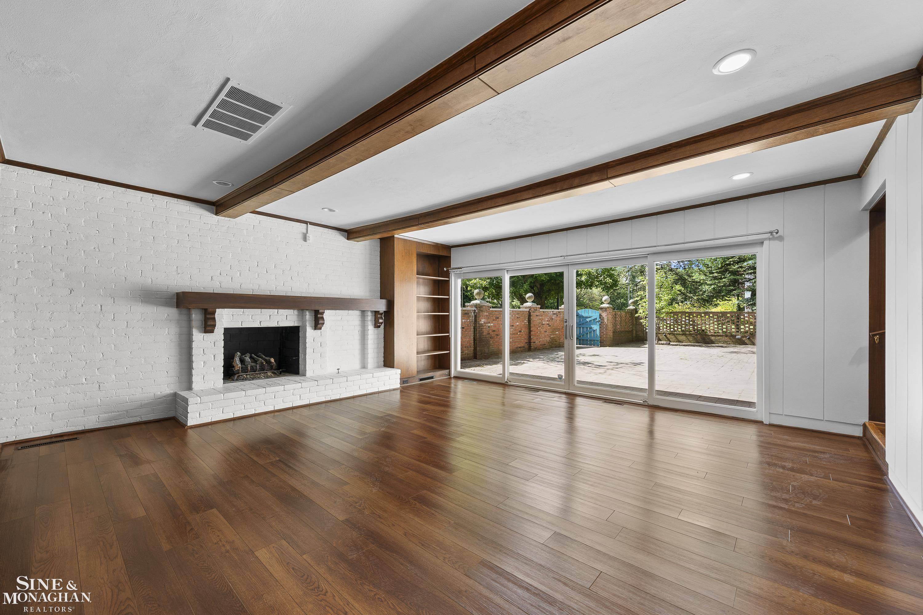 319 Kercheval Avenue