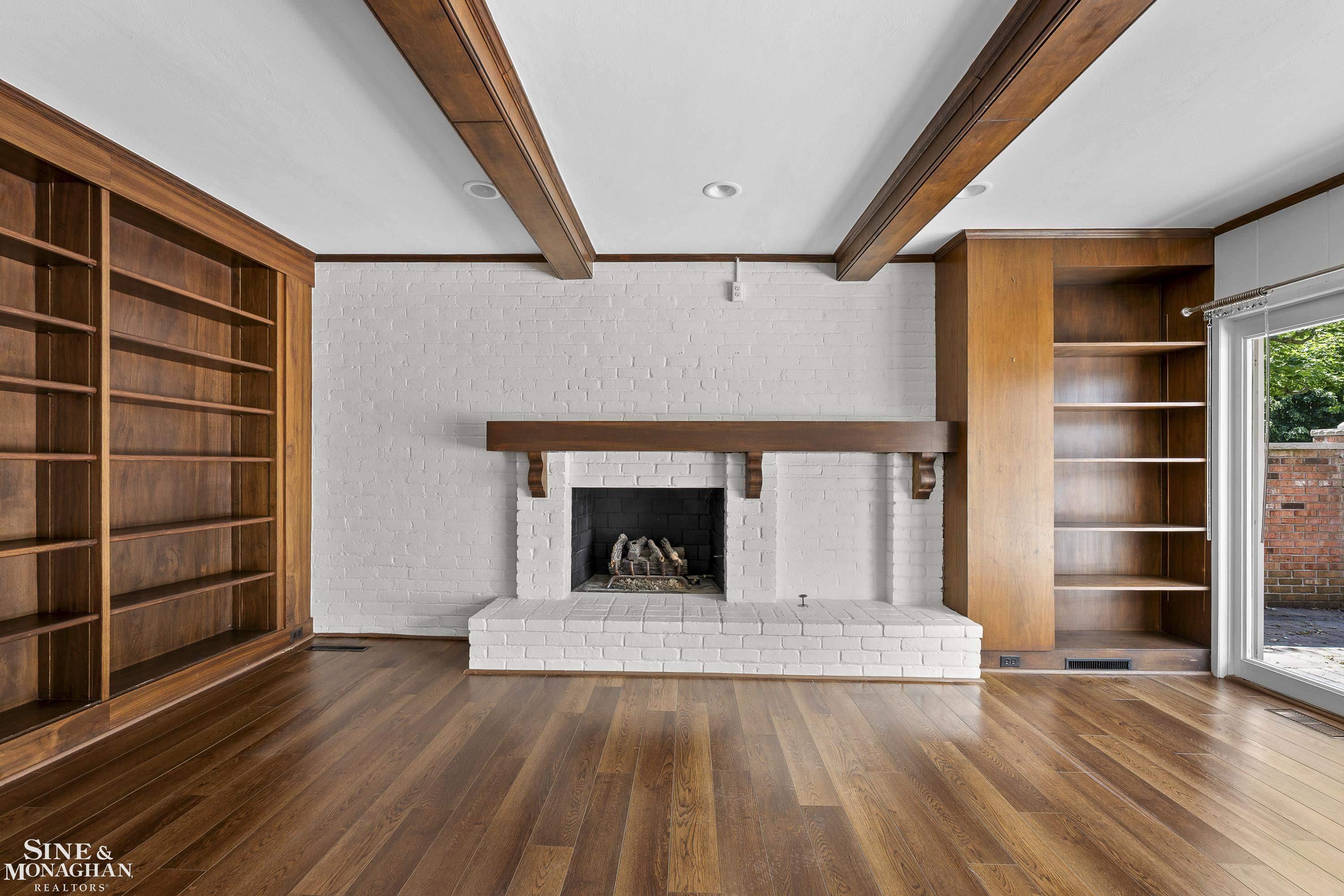 319 Kercheval Avenue