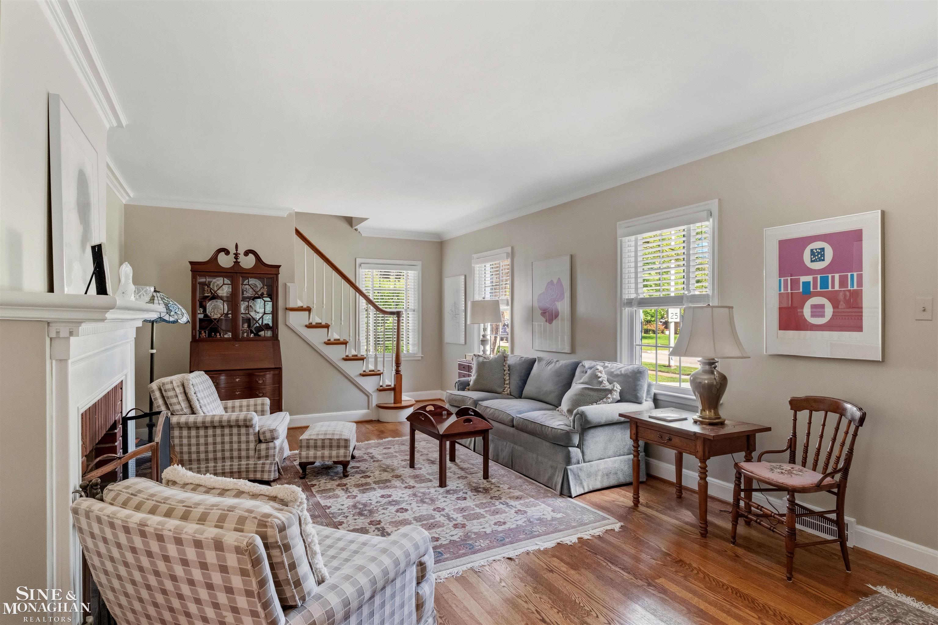 83 Hawthorne Road
