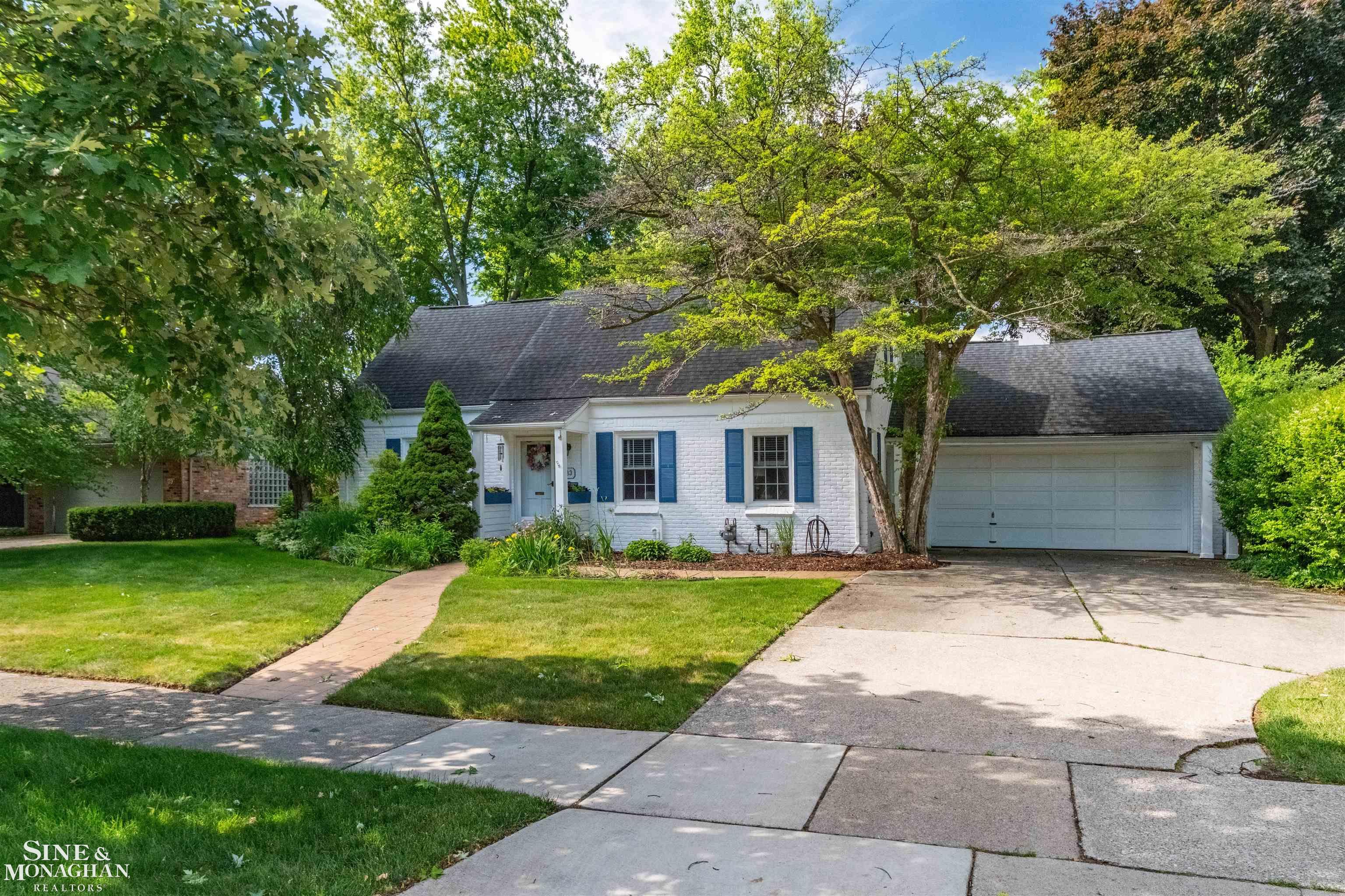 83 Hawthorne Road