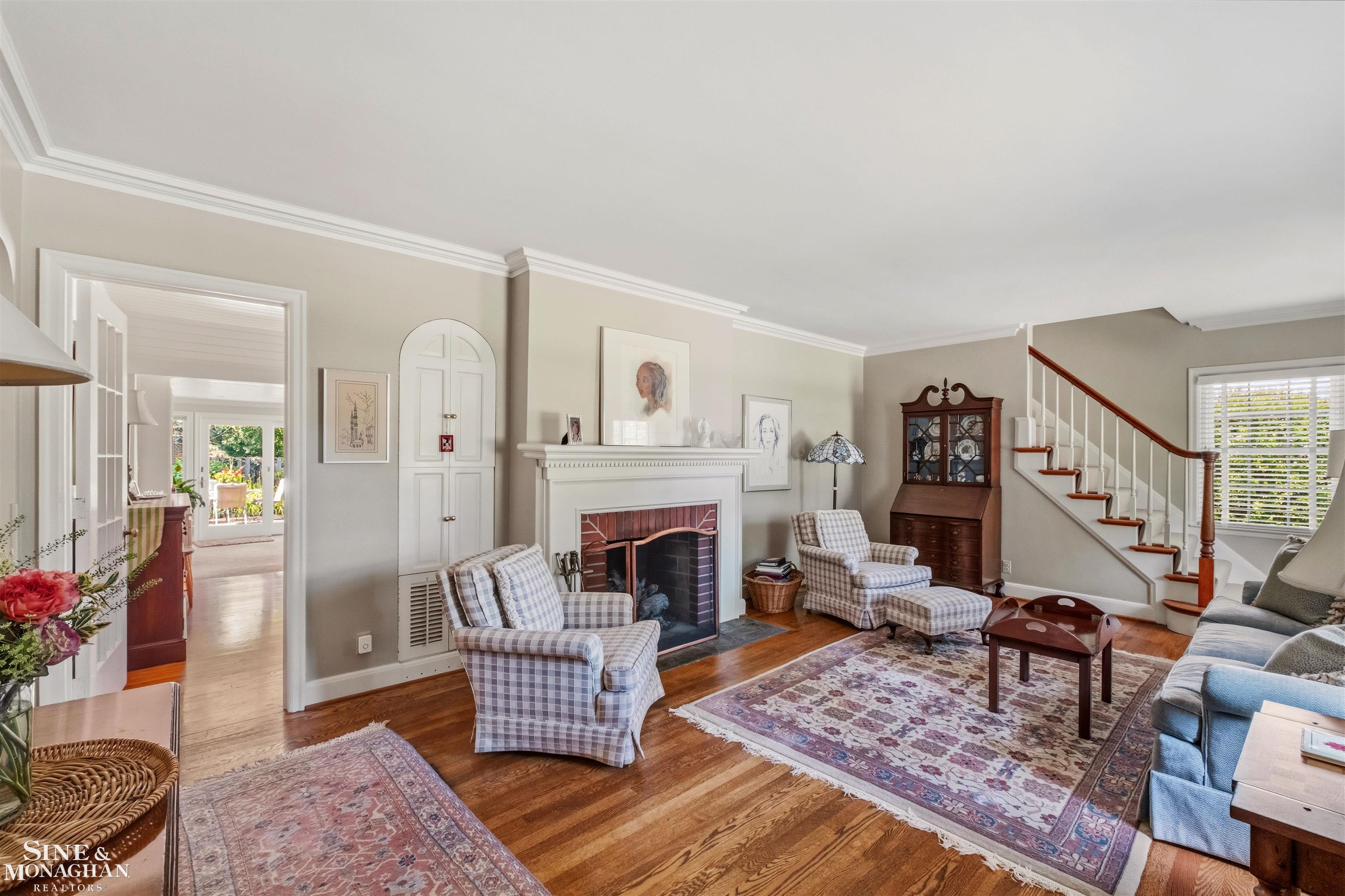 83 Hawthorne Road