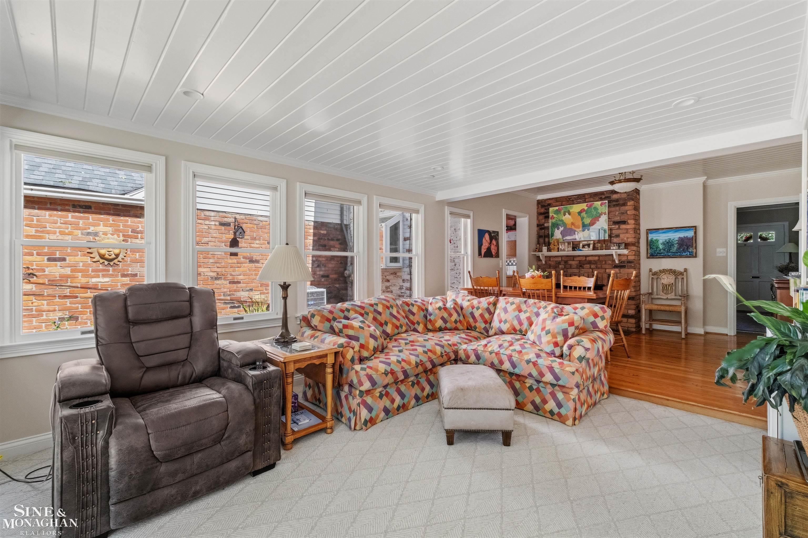 83 Hawthorne Road
