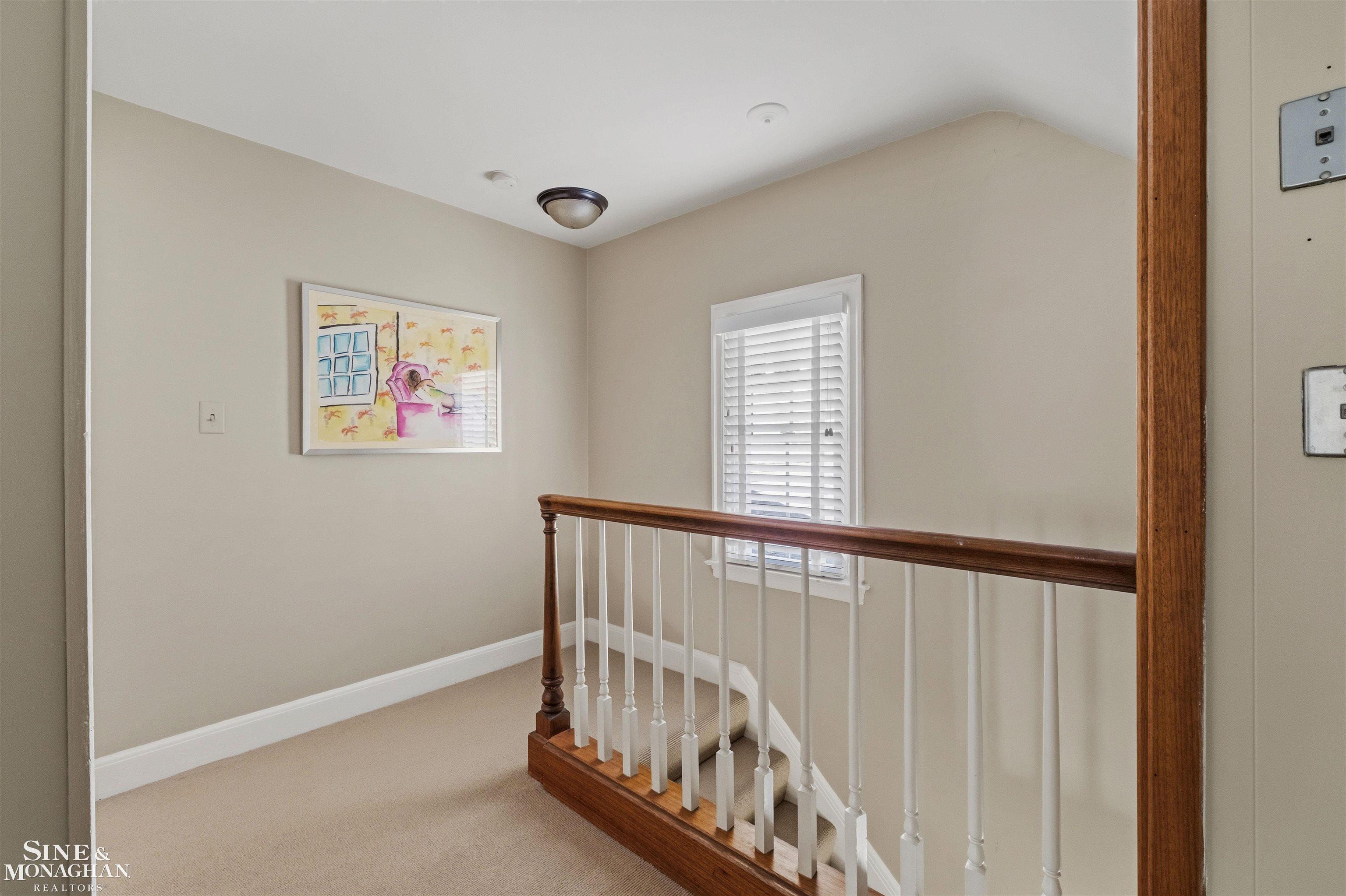 83 Hawthorne Road