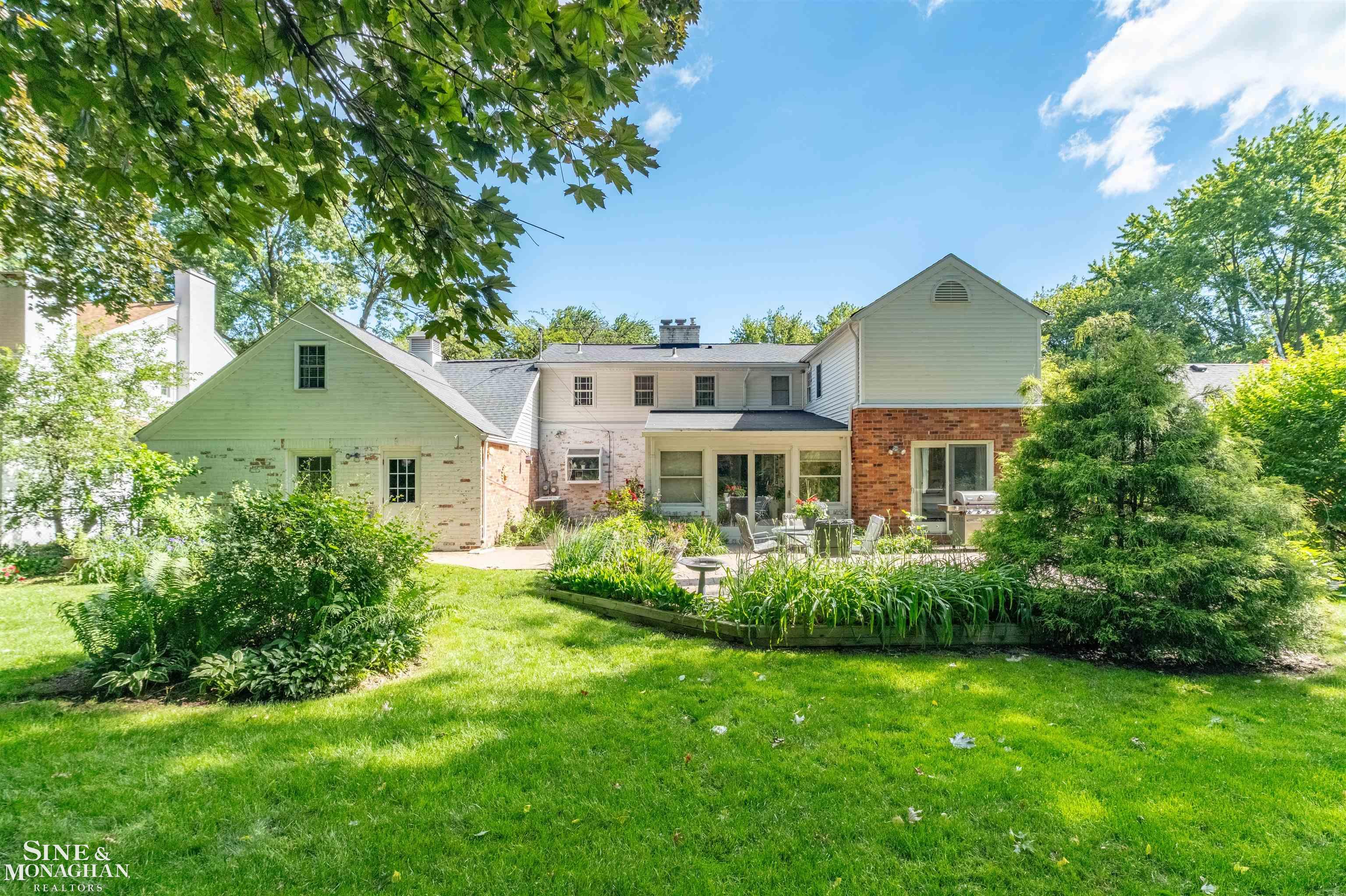 83 Hawthorne Road