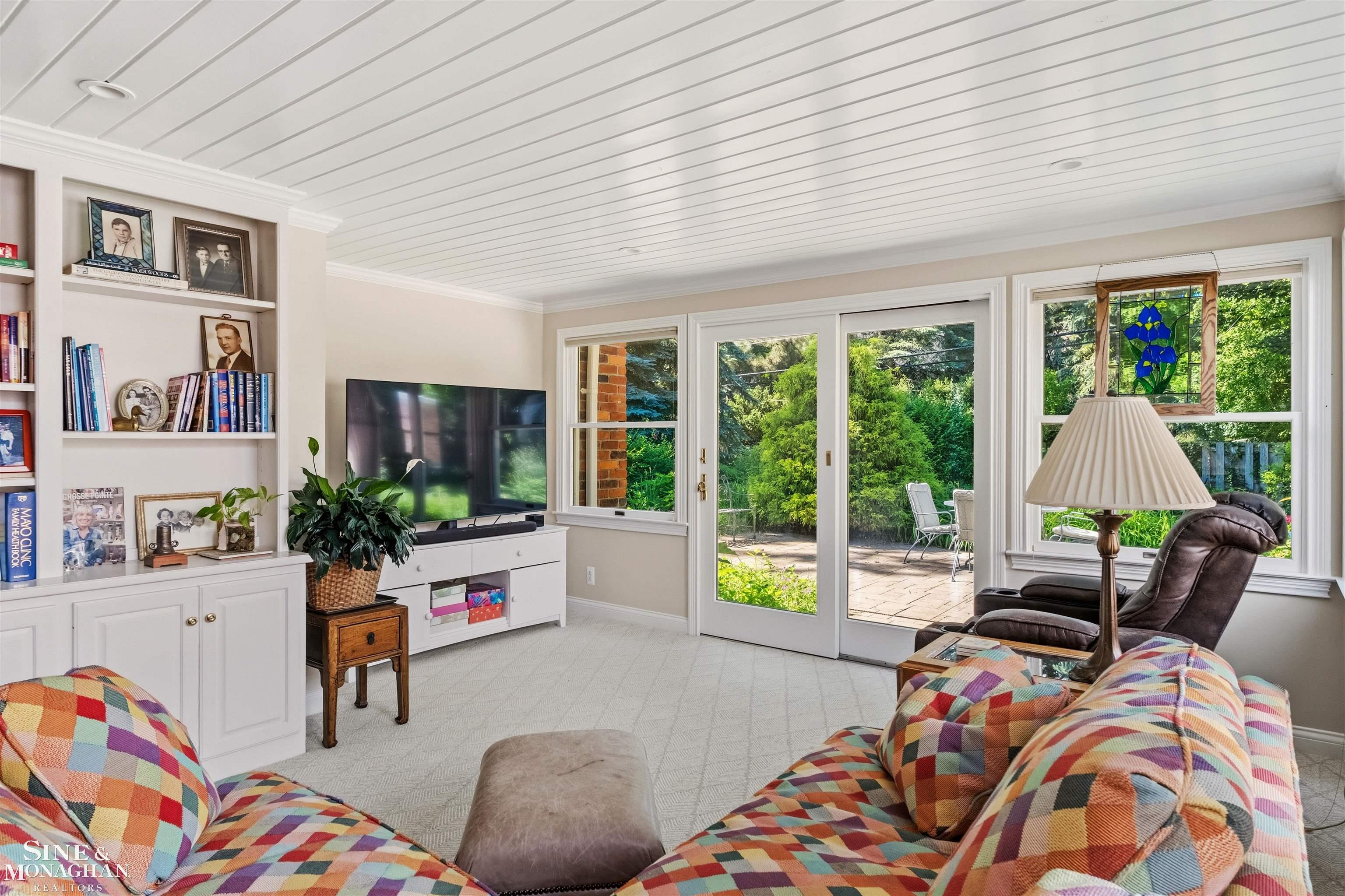 83 Hawthorne Road