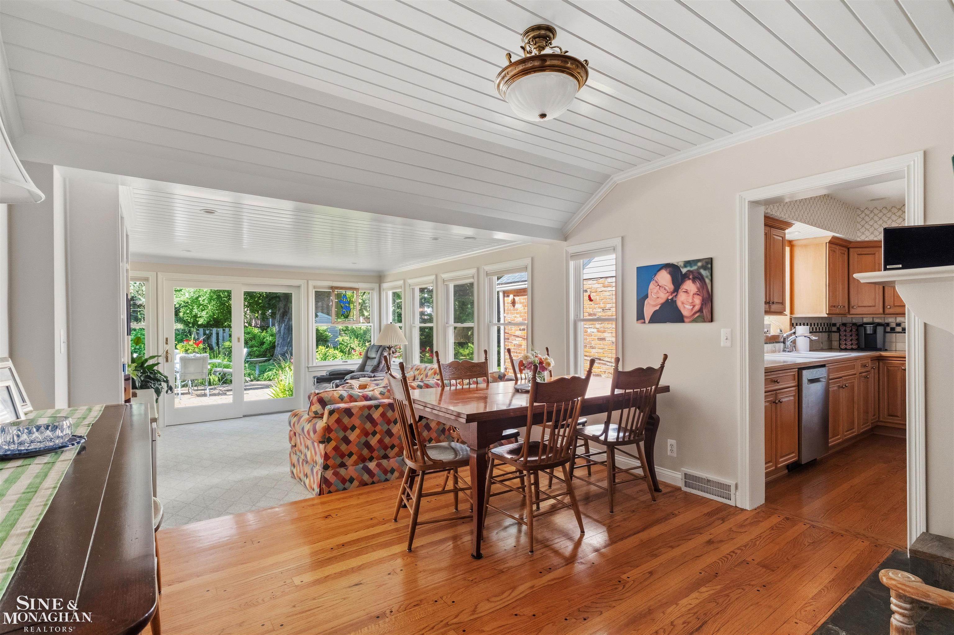 83 Hawthorne Road