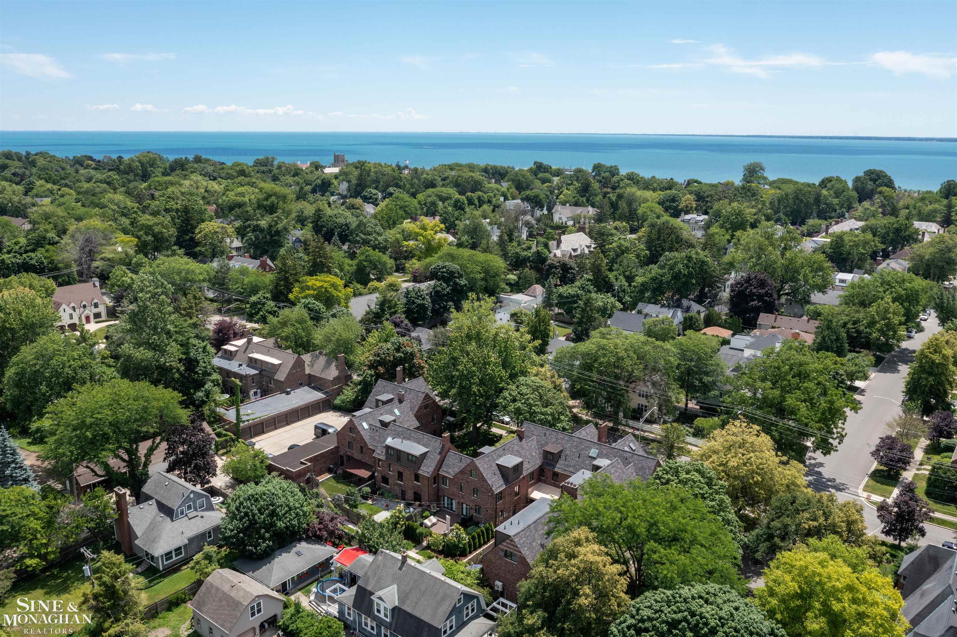 398 Rivard Boulevard