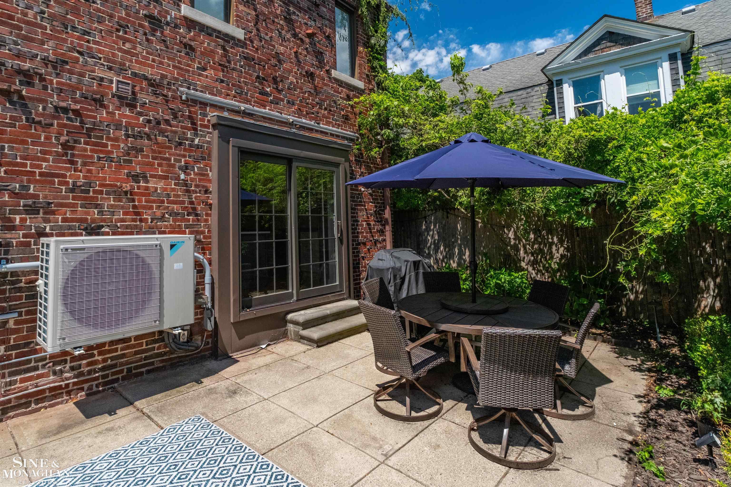 398 Rivard Boulevard