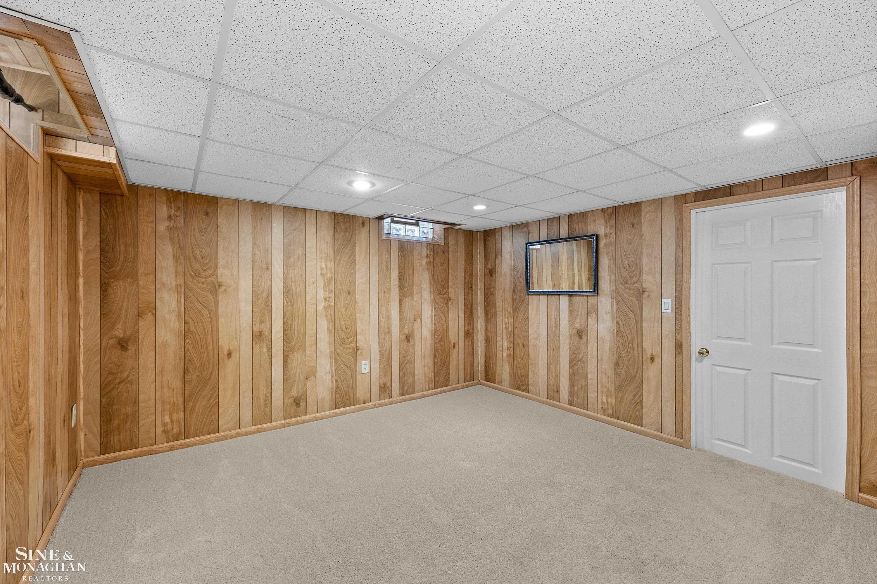 22951 Lee Court