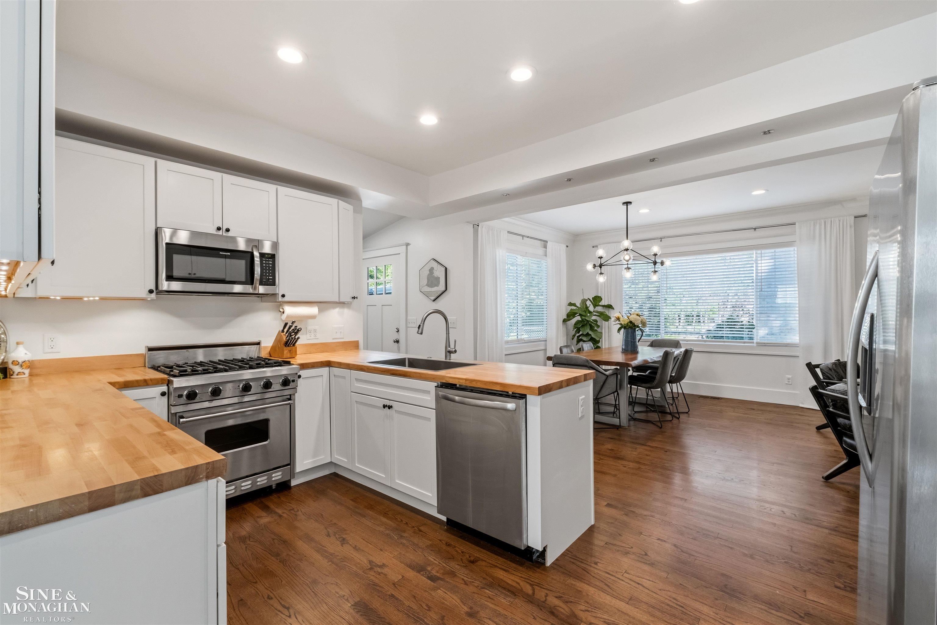 835 Cook Road