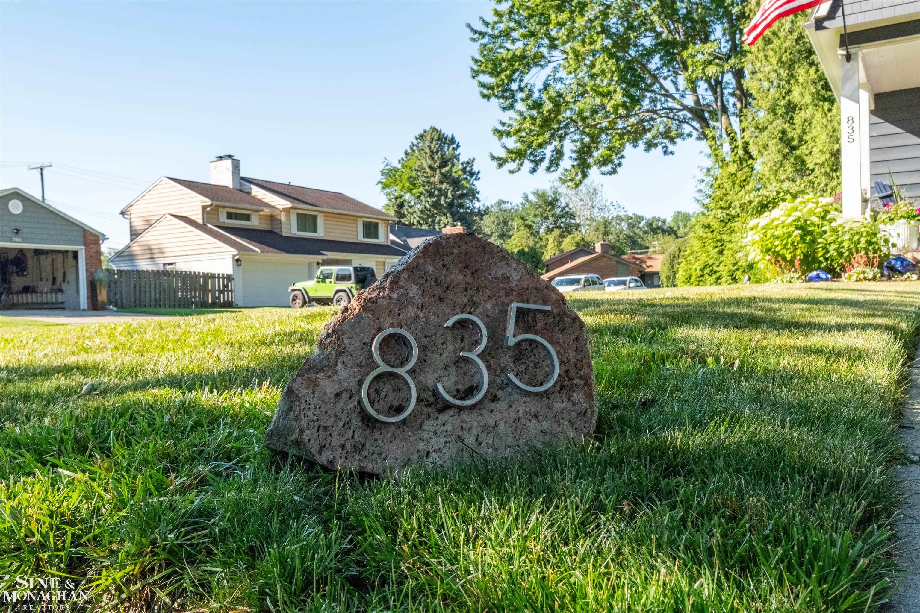835 Cook Road