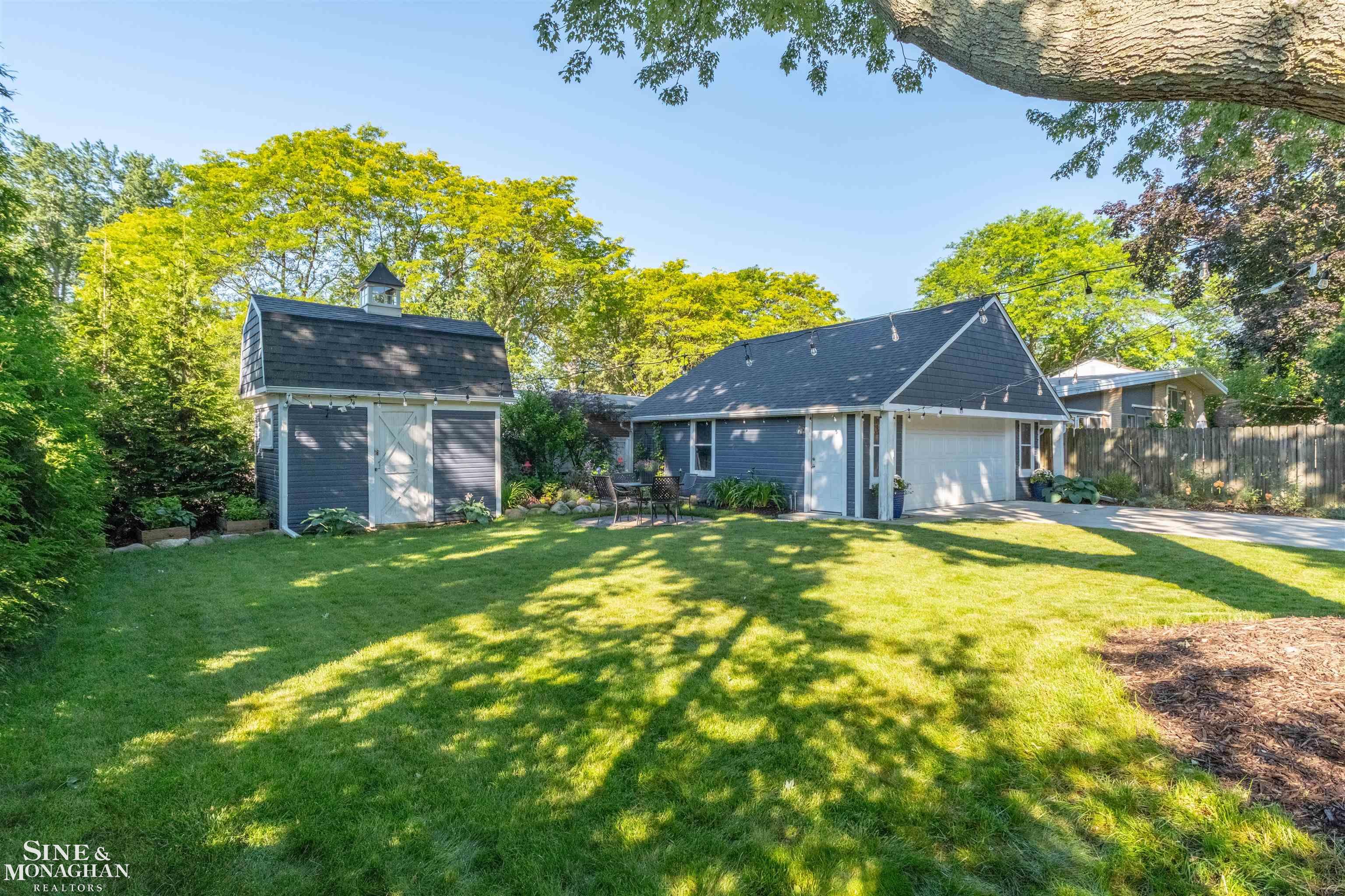 835 Cook Road