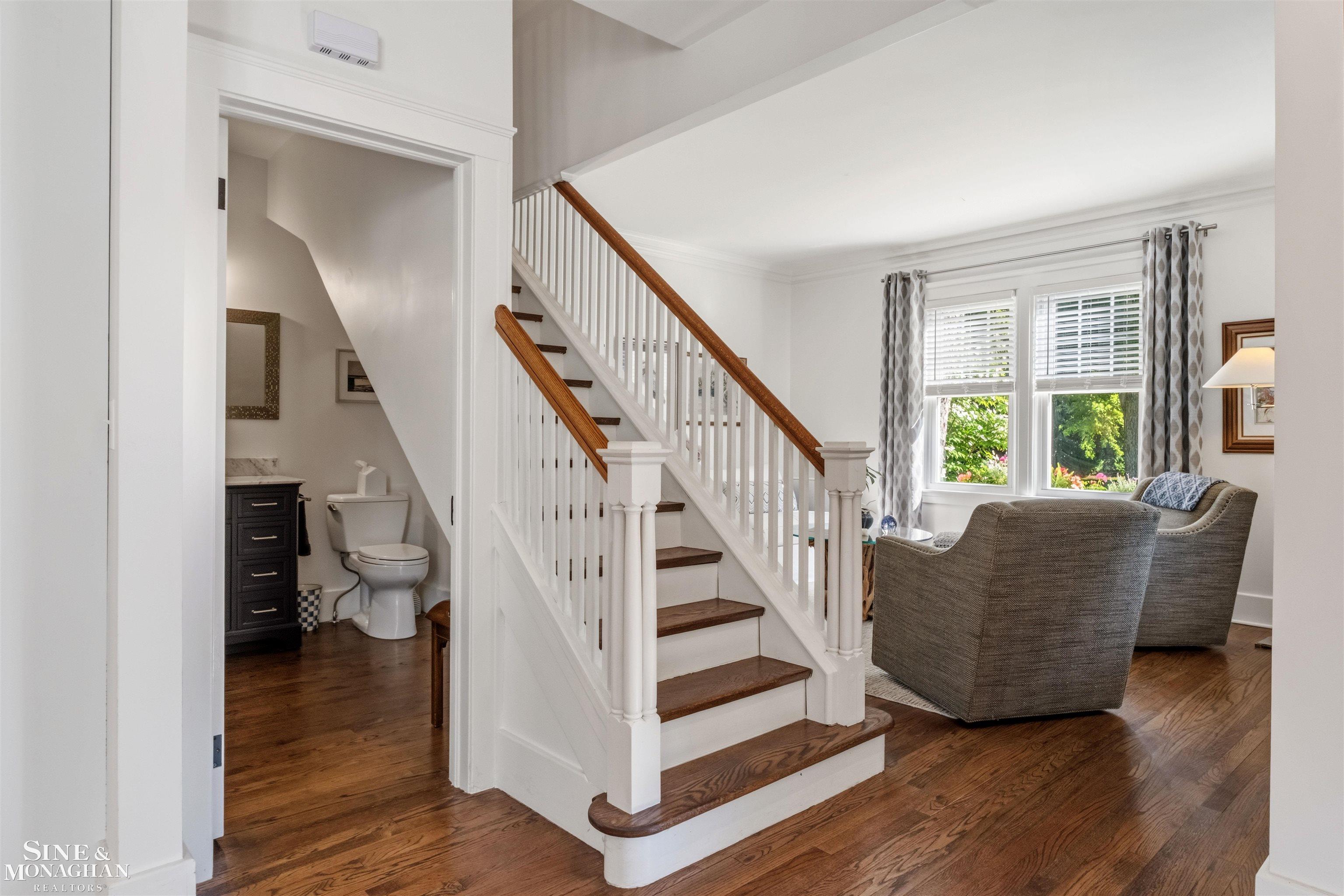 835 Cook Road