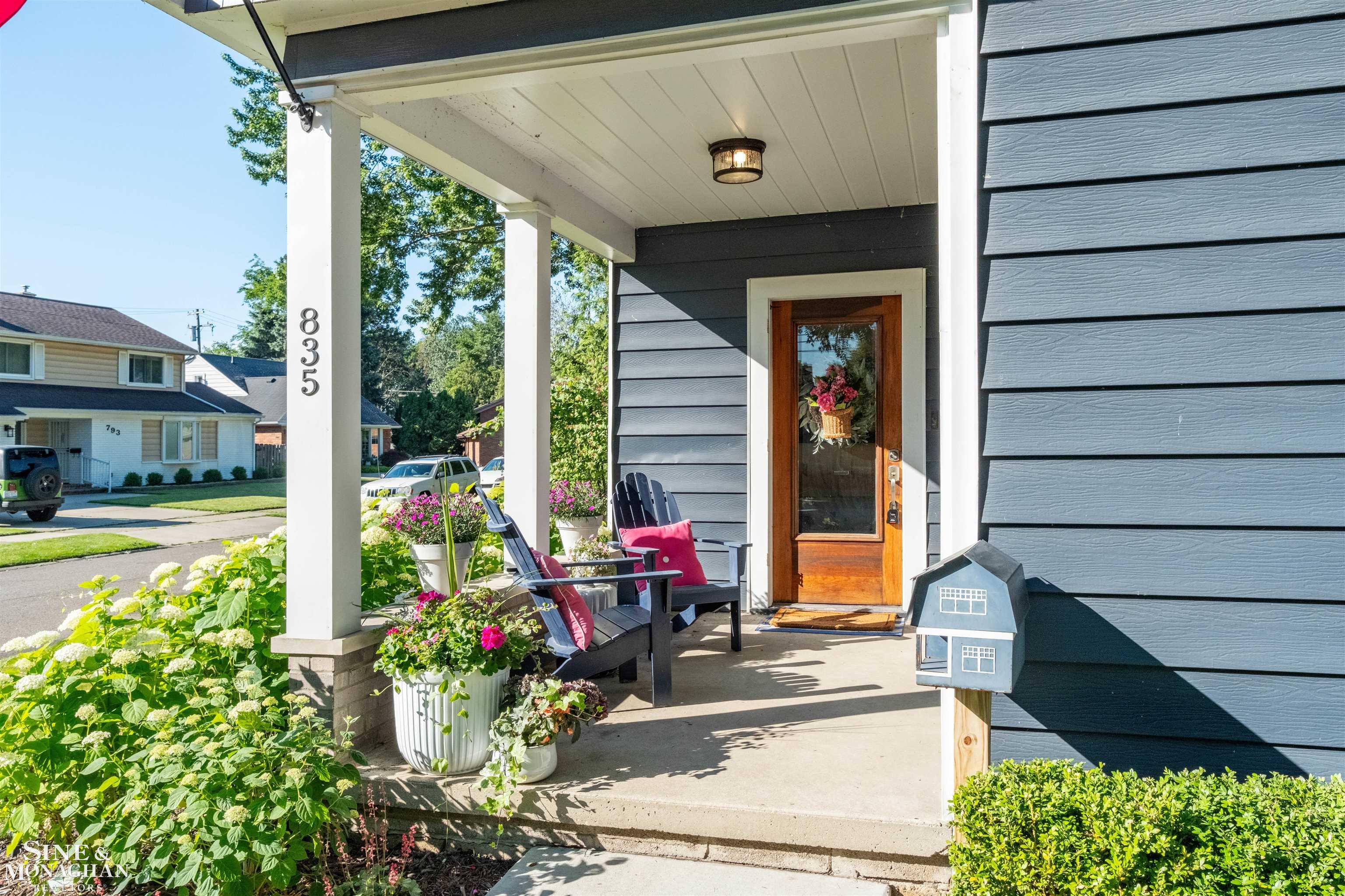 835 Cook Road