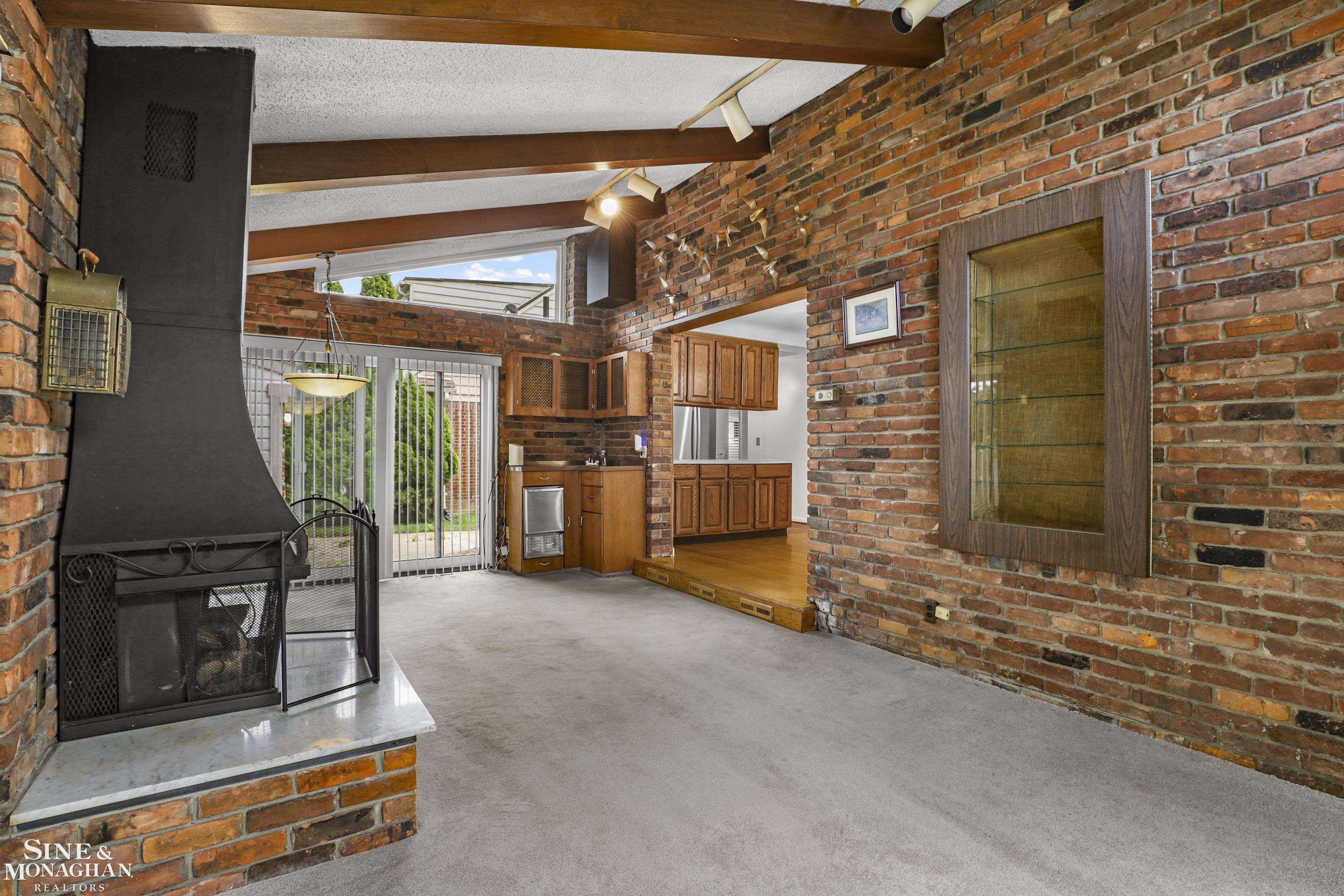 20631 Wedgewood Drive
