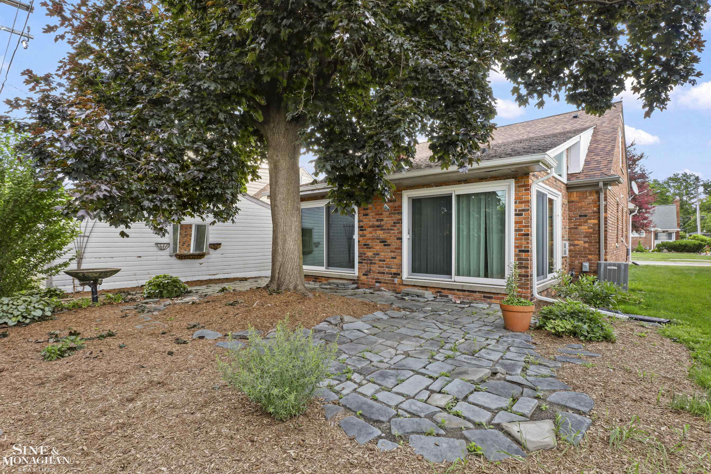 20631 Wedgewood Drive
