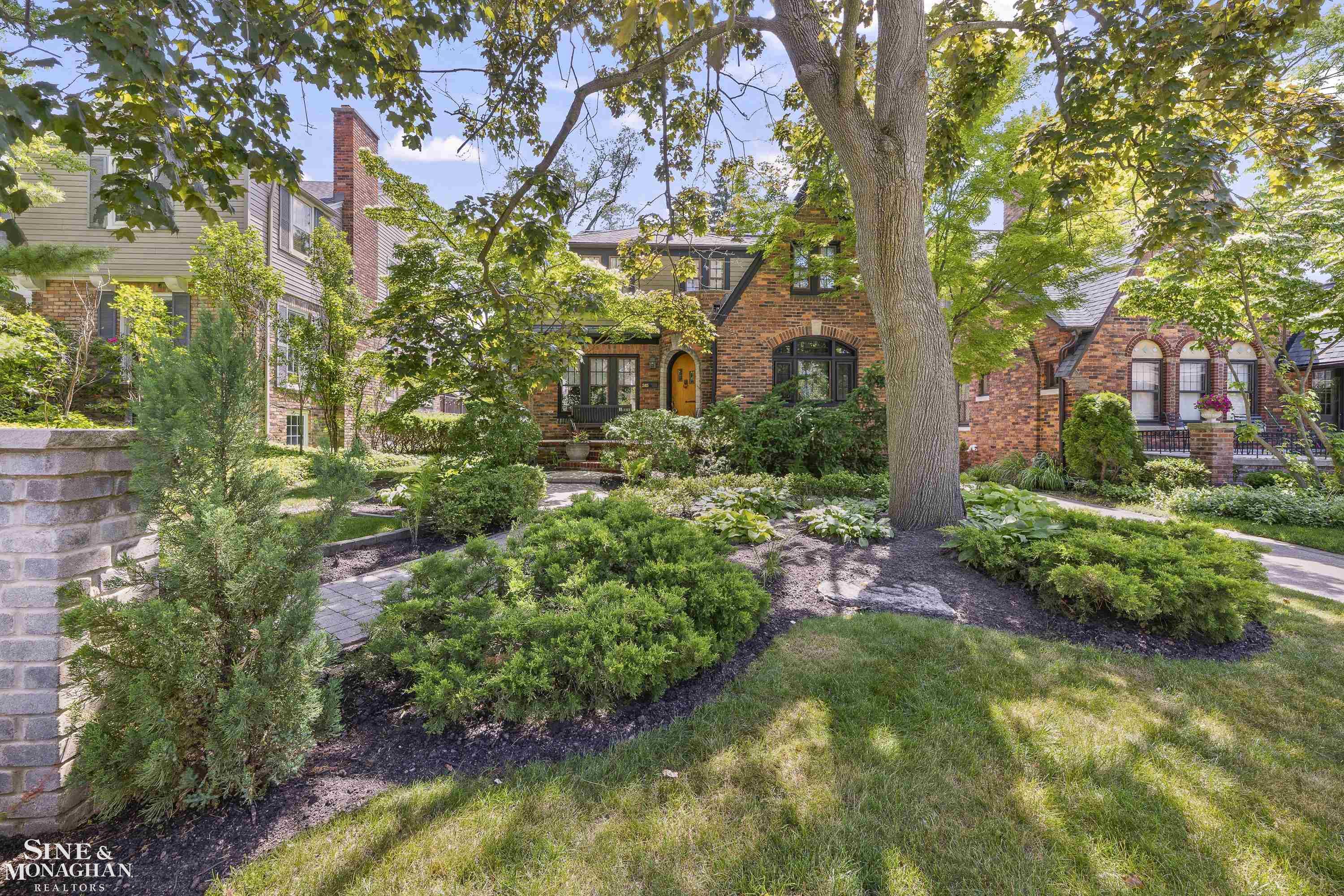 245 Ridgemont Road