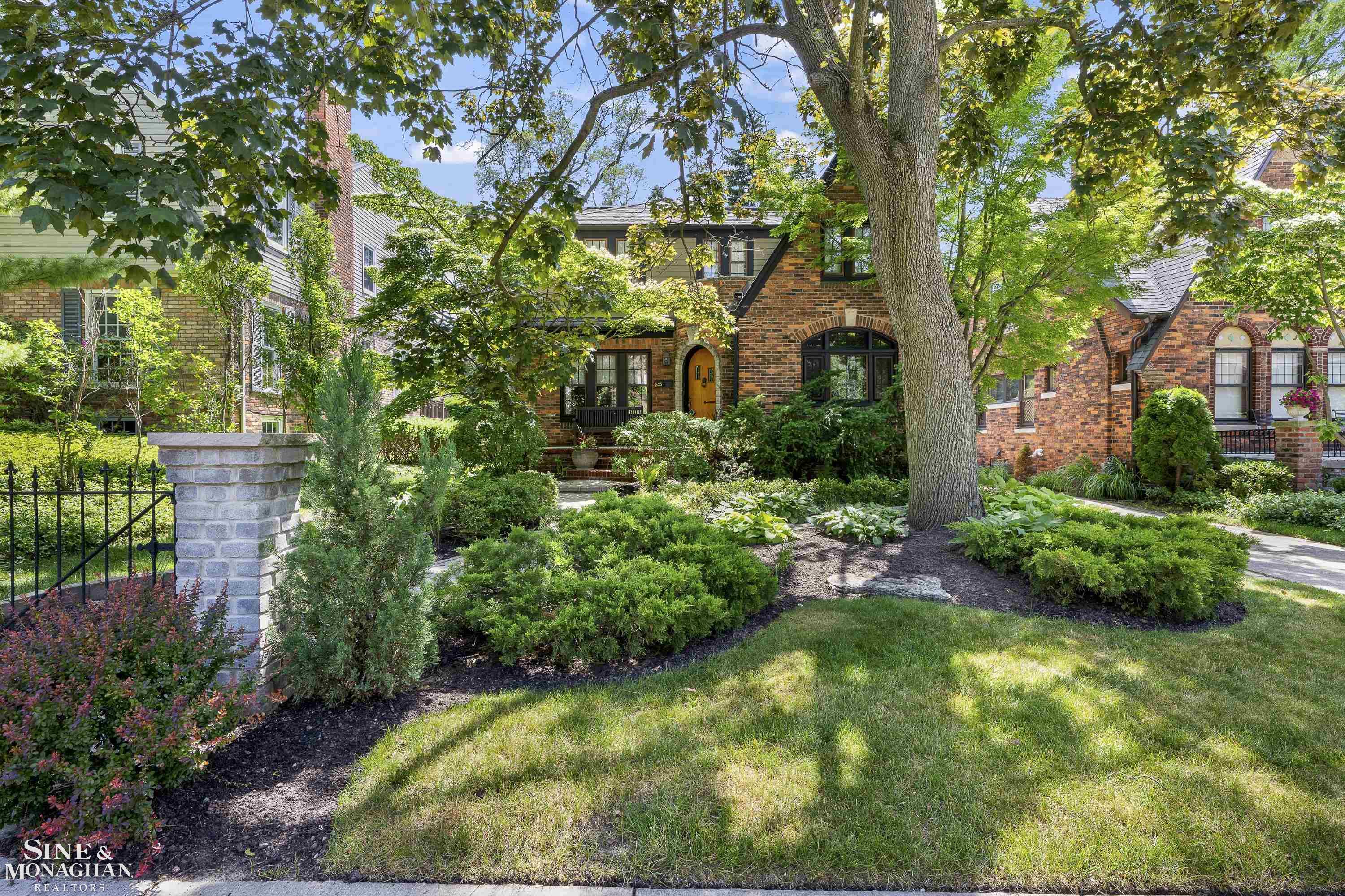 245 Ridgemont Road